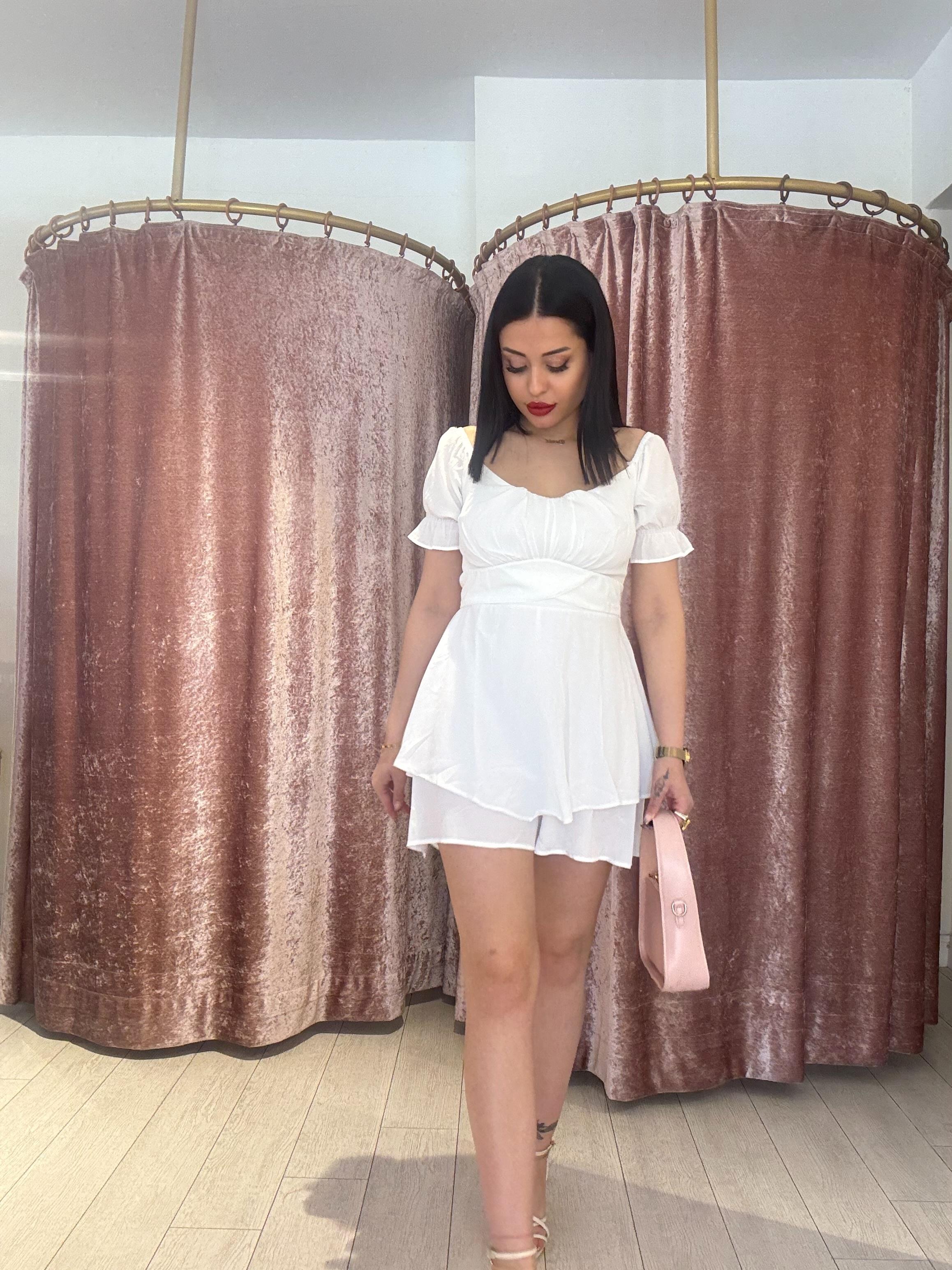 Yarım Kollu Şort Elbise Beyaz