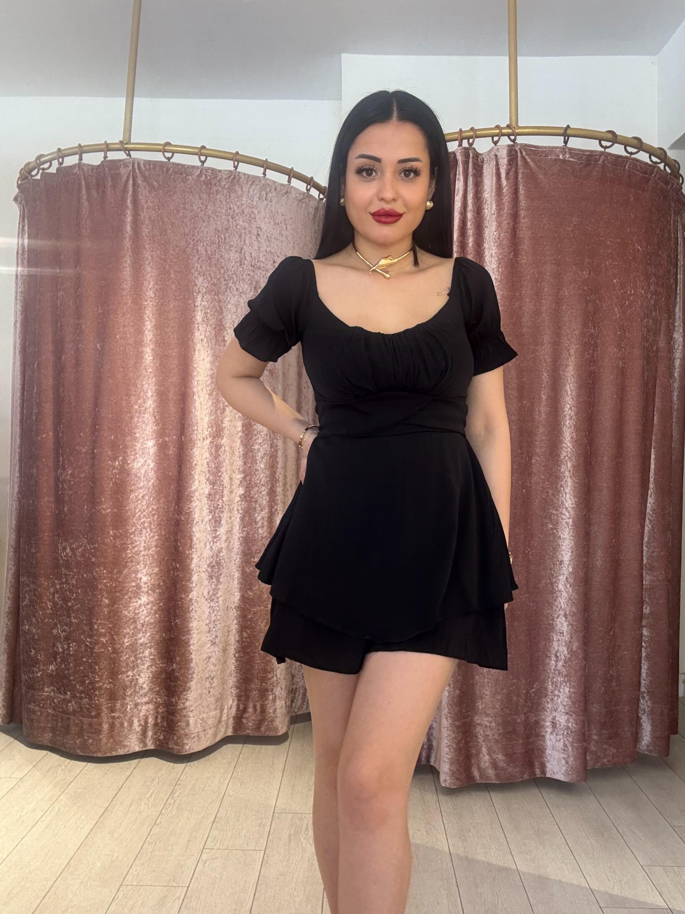 Yarım Kollu Şort Elbise Siyah