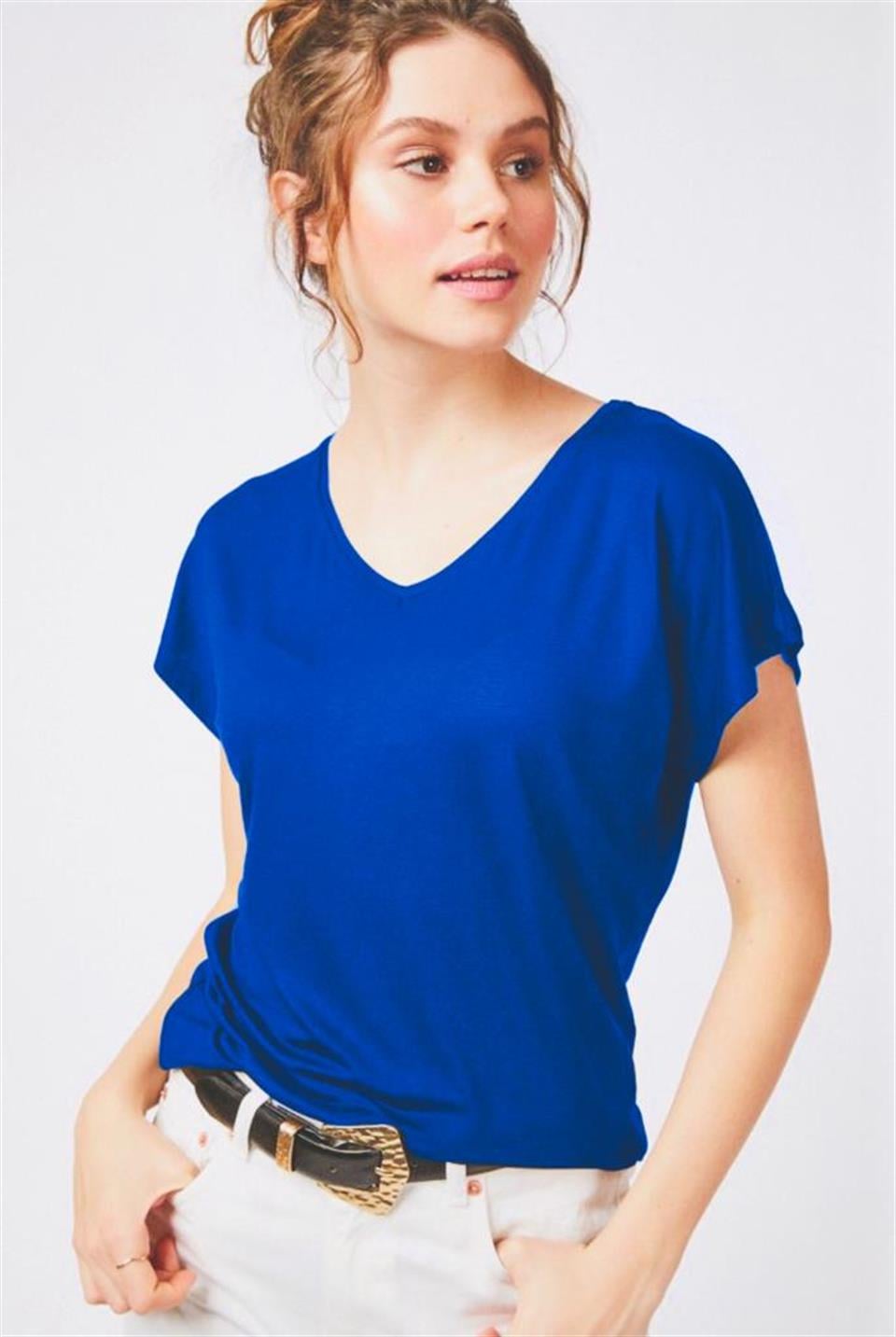 saks-mavi-v-yaka-basic-t-shirt-b2814c.jpeg