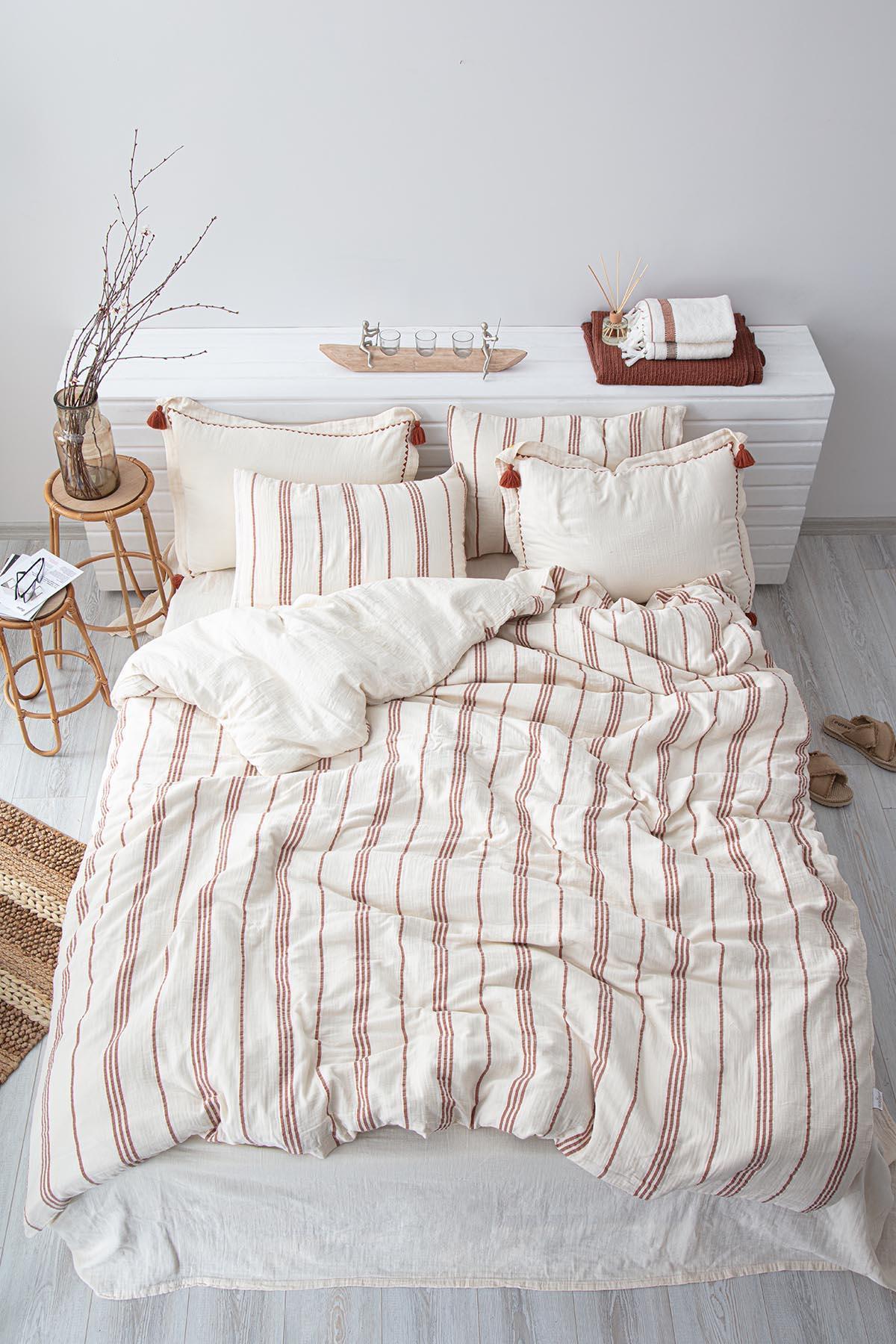 İzgi Nevresim Takımı