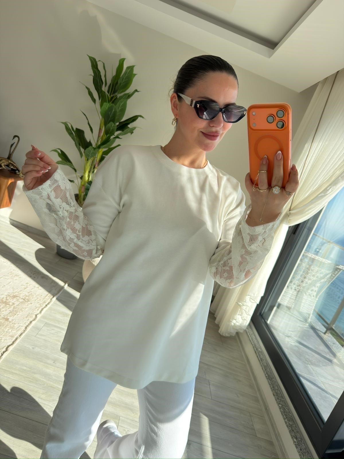 0886 Kolu Dantelli Sweat EKRU