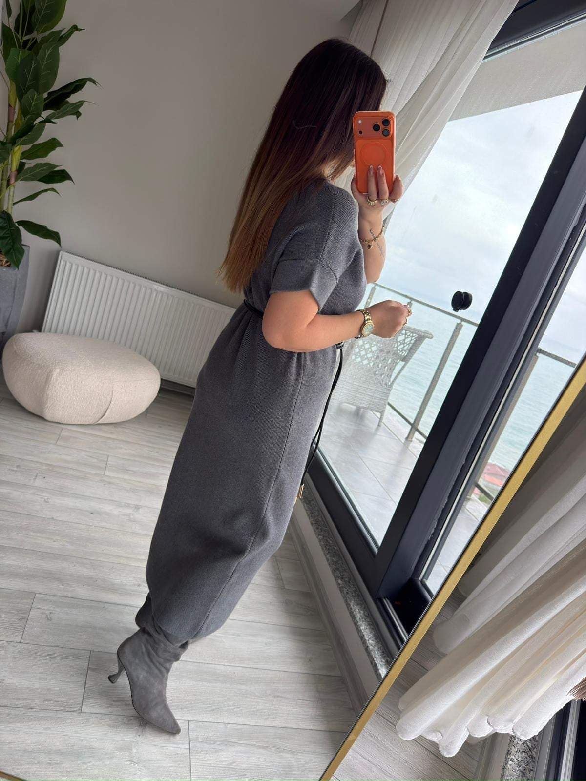 1002 Kemerli Triko Elbise GRİ