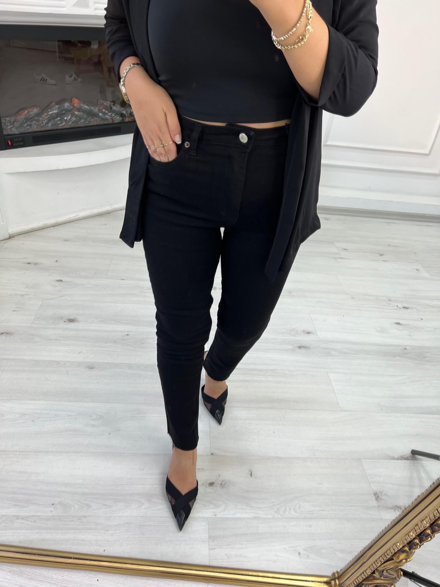 1069 Jean SİYAH