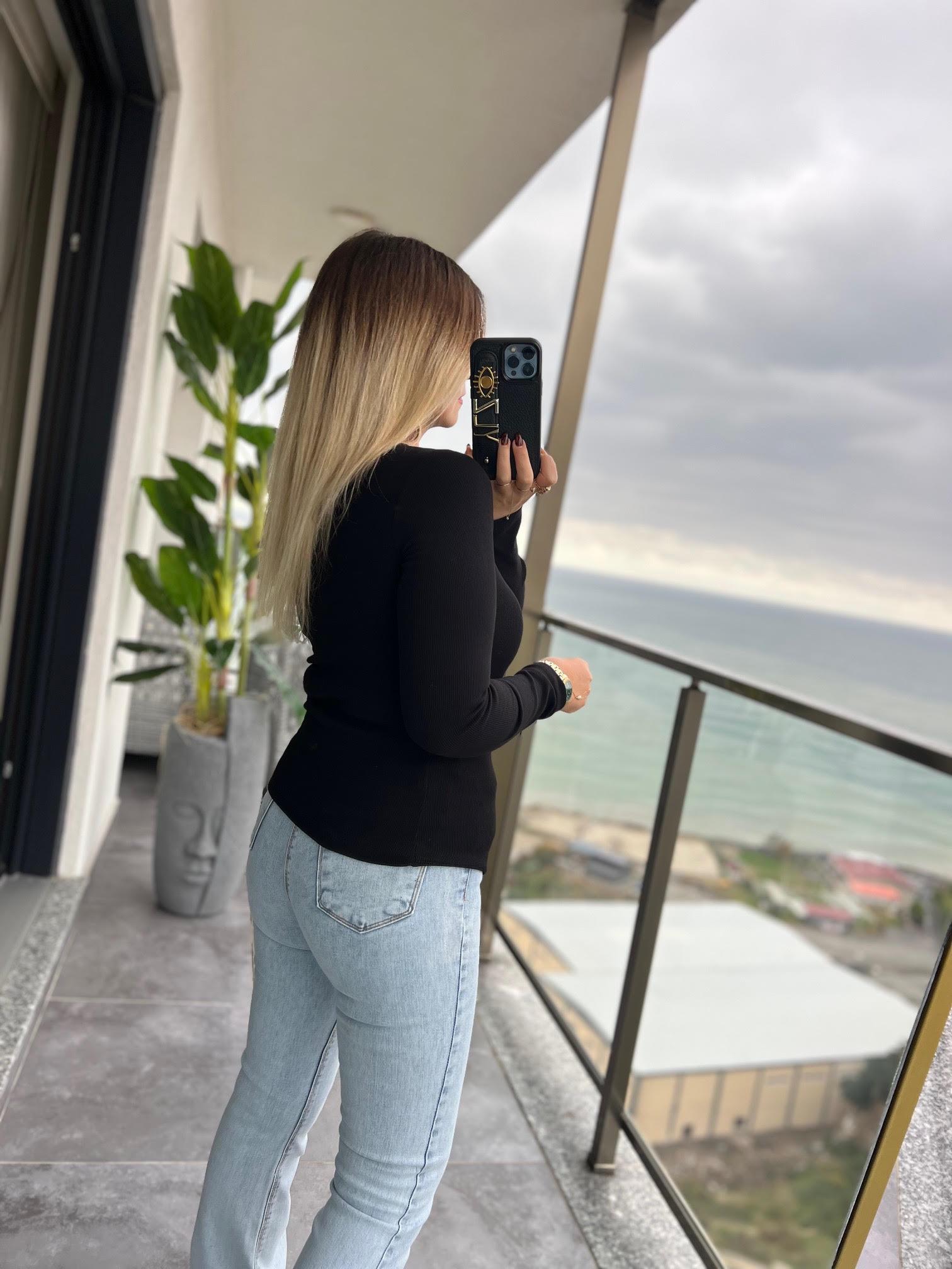 16495 Omuzu Büzgülü Bluz SİYAH