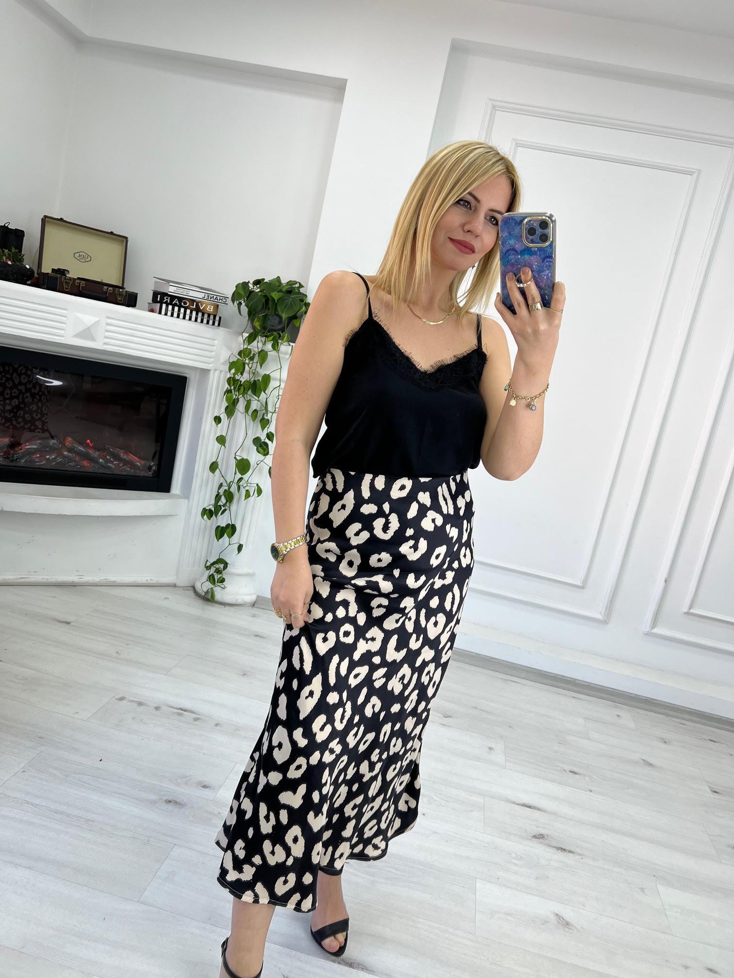 22Y23064 İp Askı Dantel Detay Bluz SİYAH