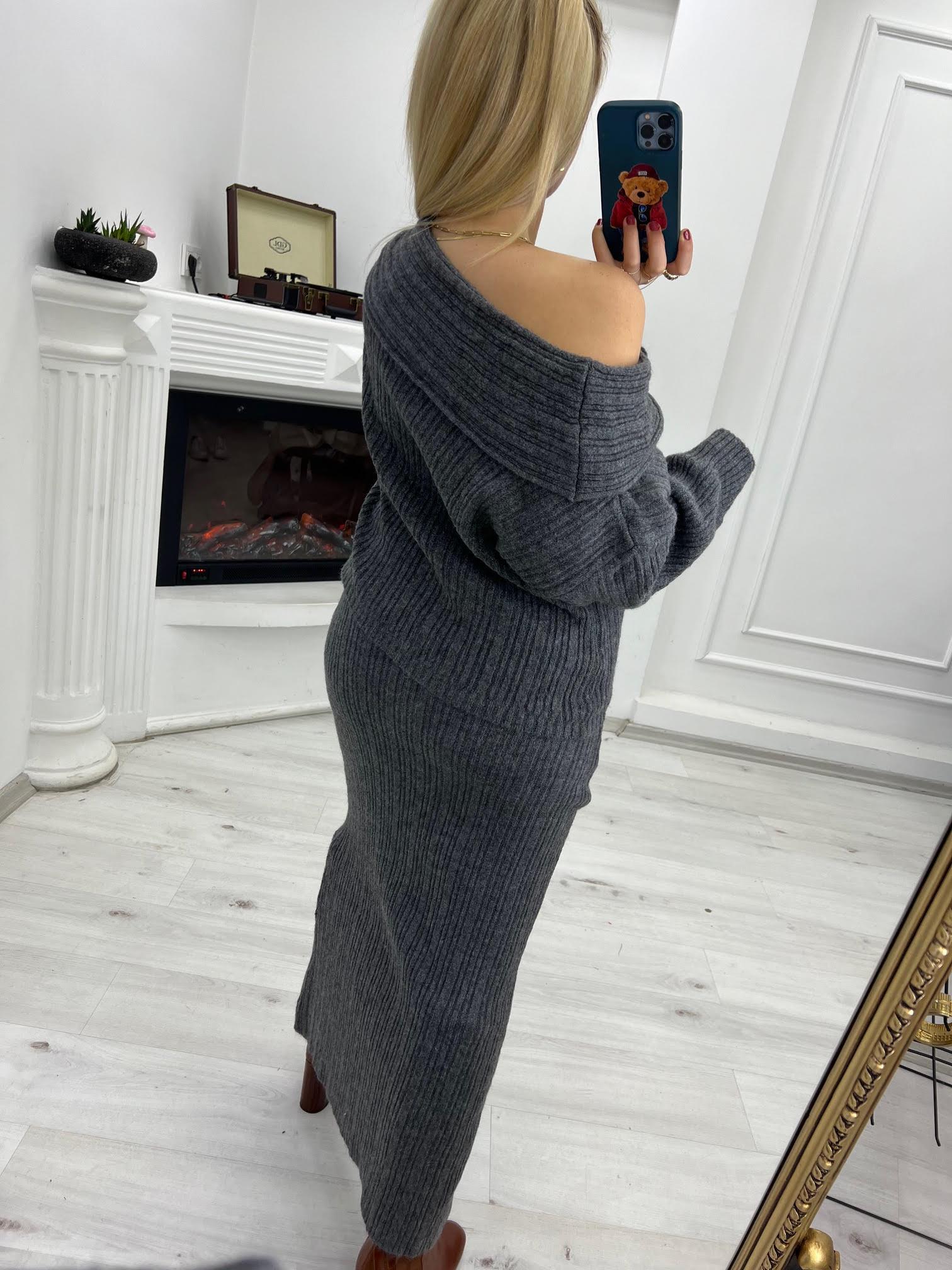 231085 Degaje Yaka Etekli Takım ANTRESİT
