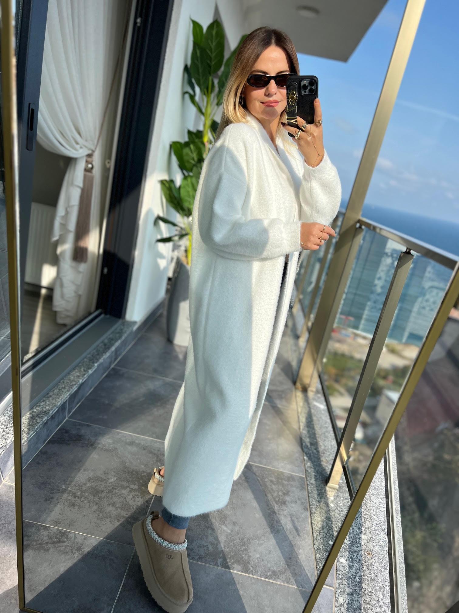 2476 Uzun Triko Hırka BEYAZ