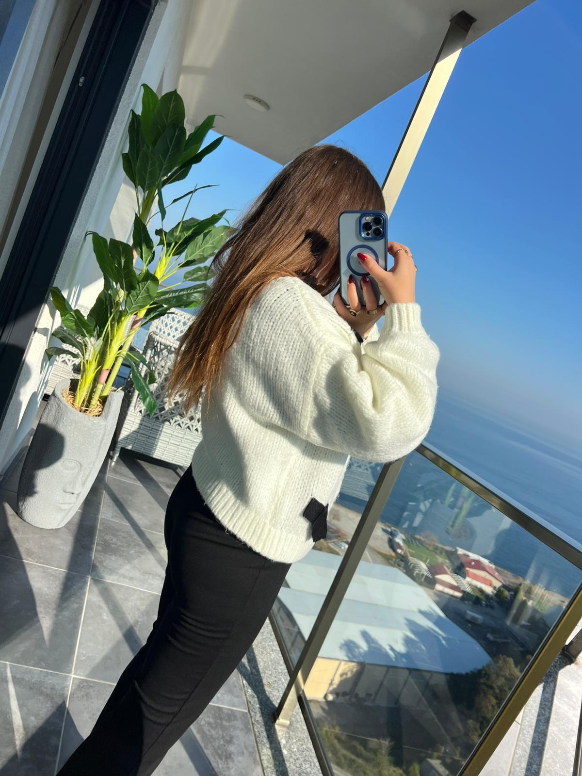 2574 Fiyonk Detay Hırka EKRU