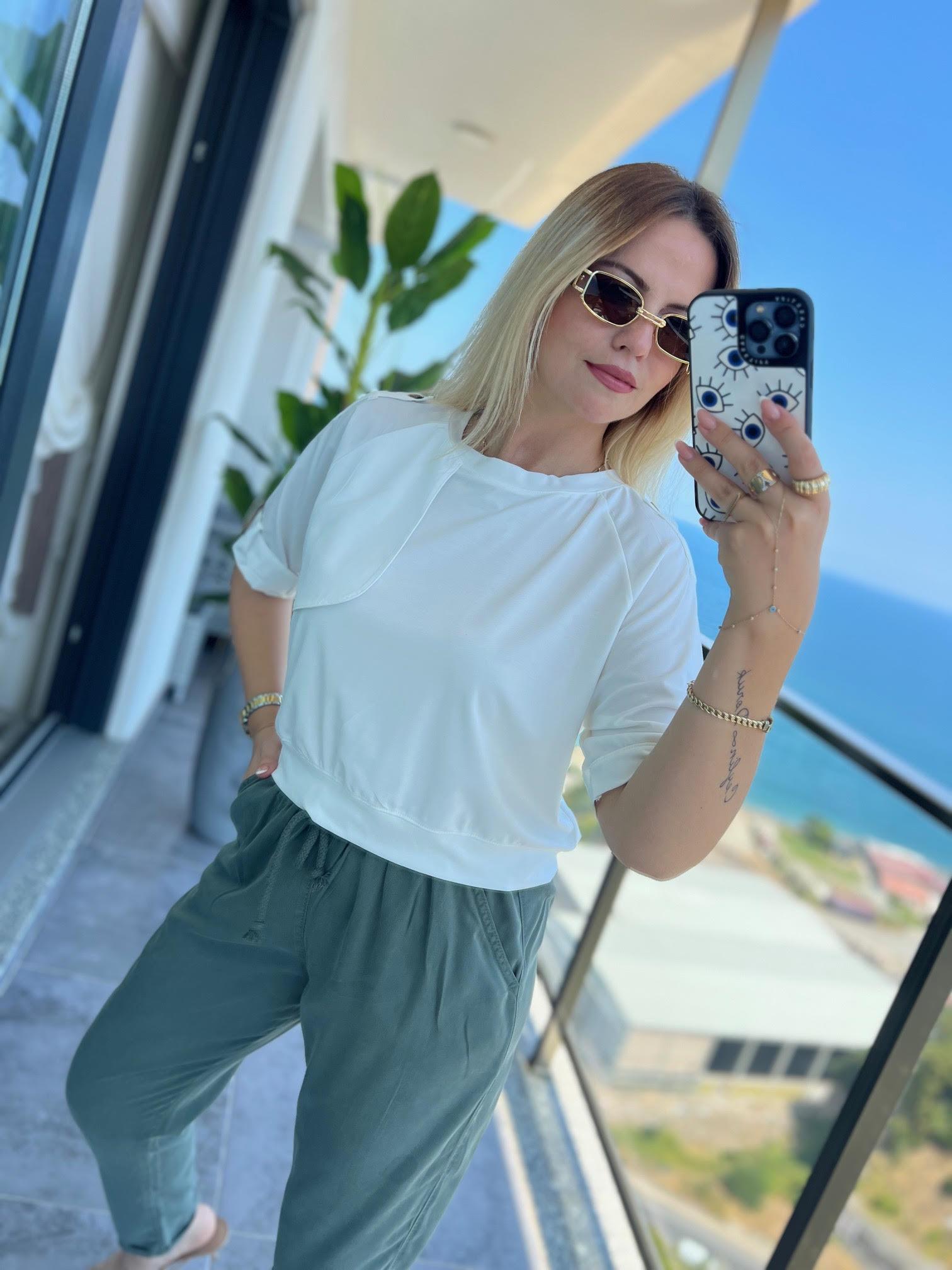 28503 Paraşüt Detay Kısa Tshirt BEYAZ