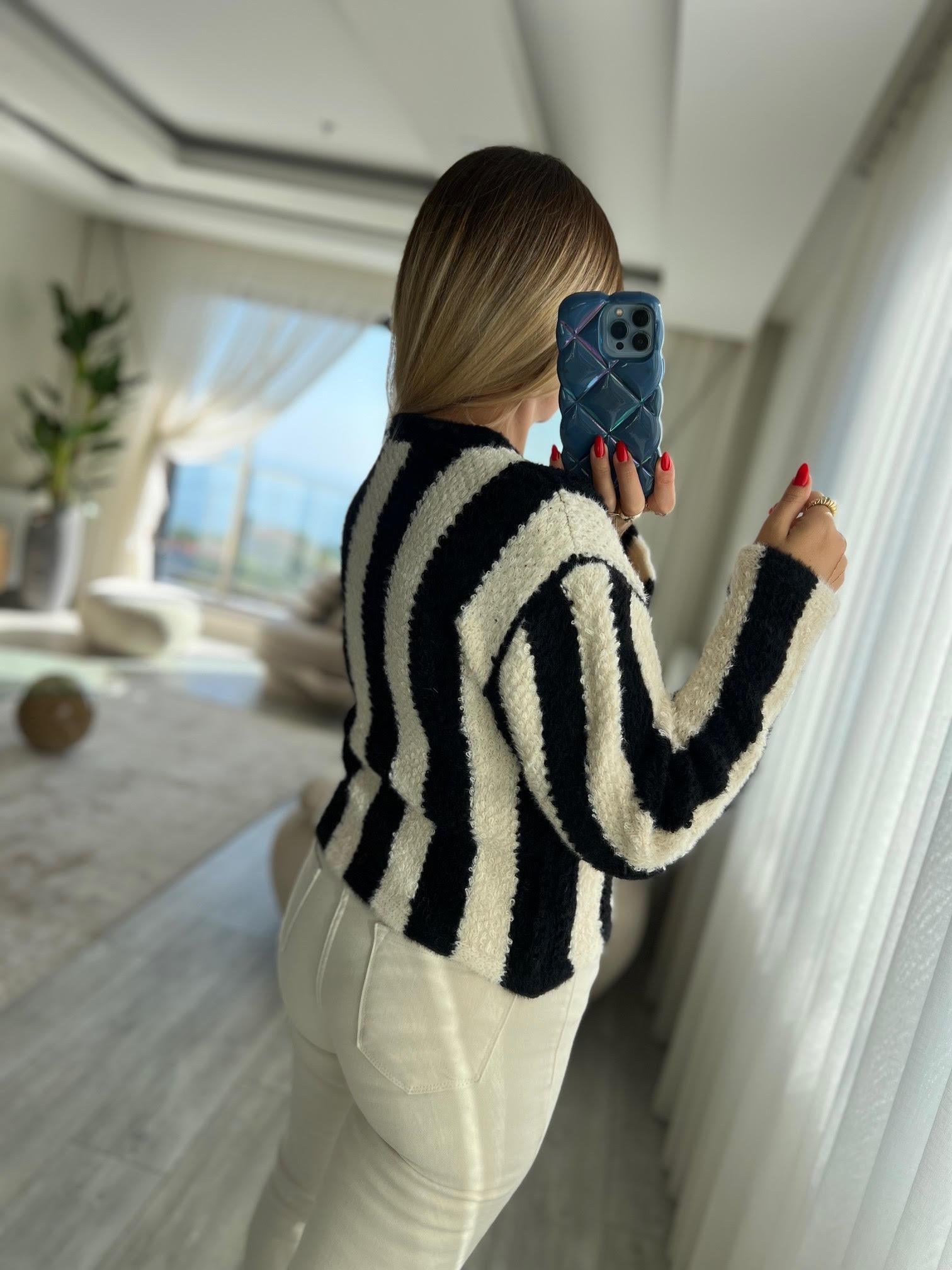 3172 Angora Boyuna Çizgili Crop Kazak SİYAH
