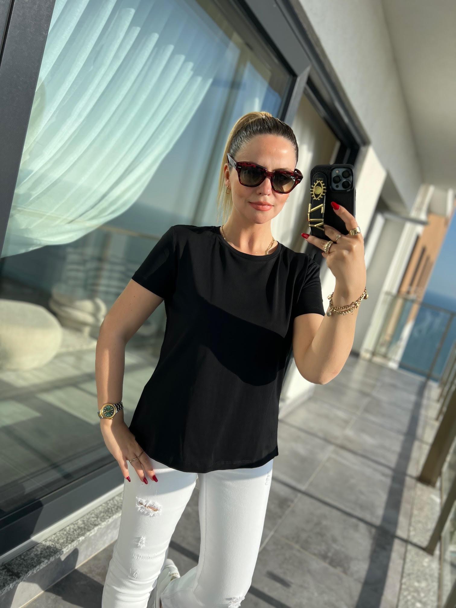 3471 Yuvarlak Yaka Basic Tshirt SİYAH