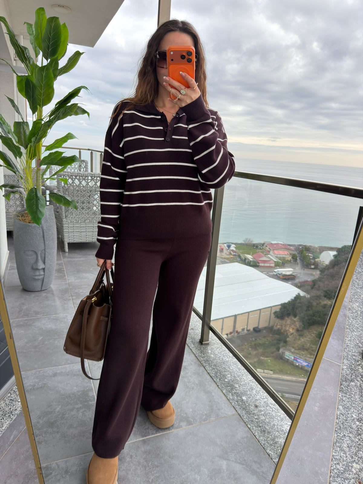 4676 Çizgili Triko Takım KAHVE