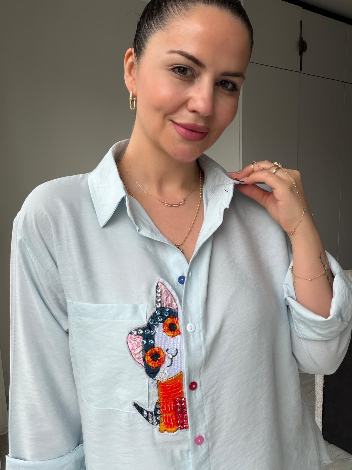 5106 Kedi İşlemeli Gömlek MAVİ