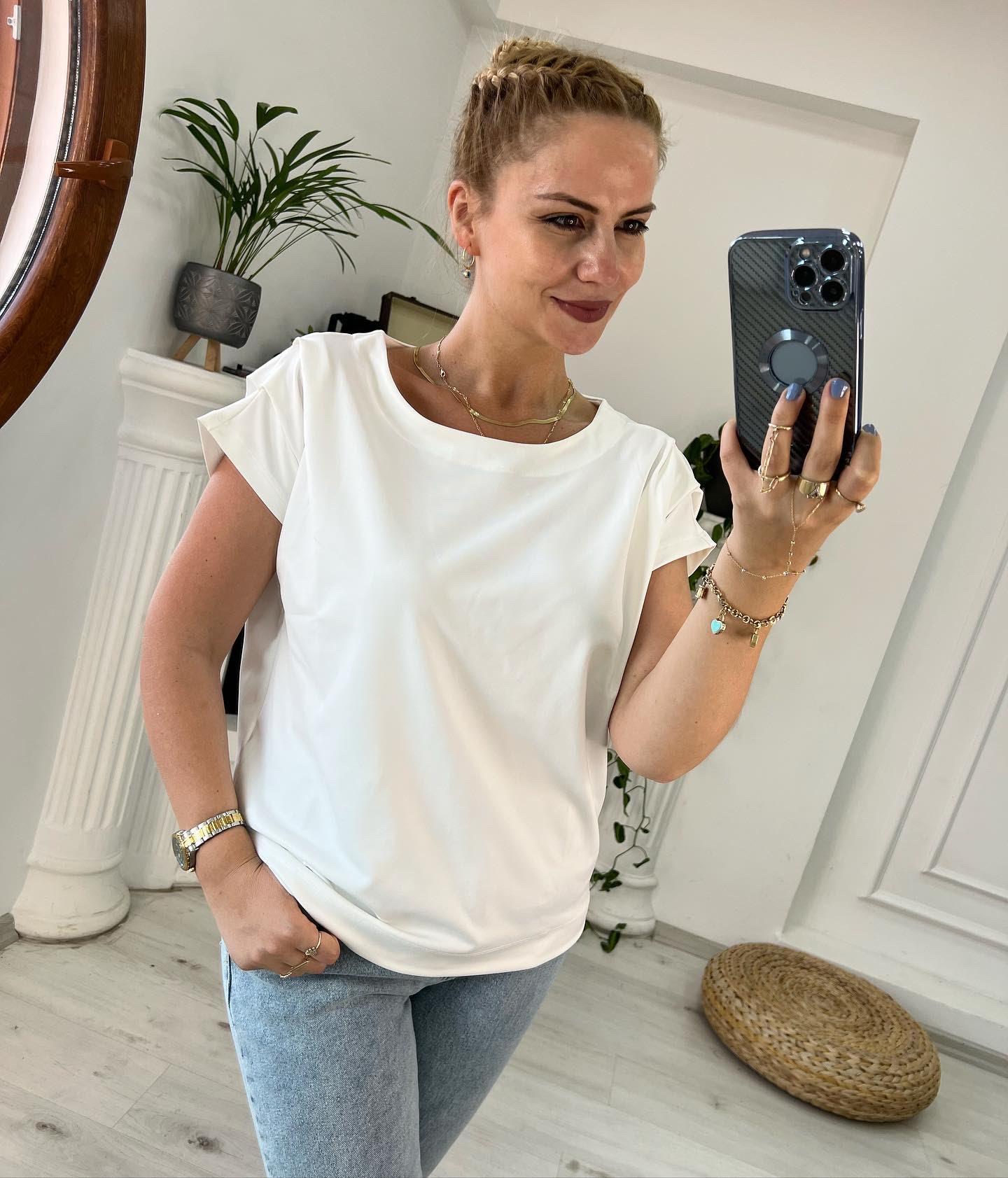 606 Omuzu Pileli Bluz BEYAZ