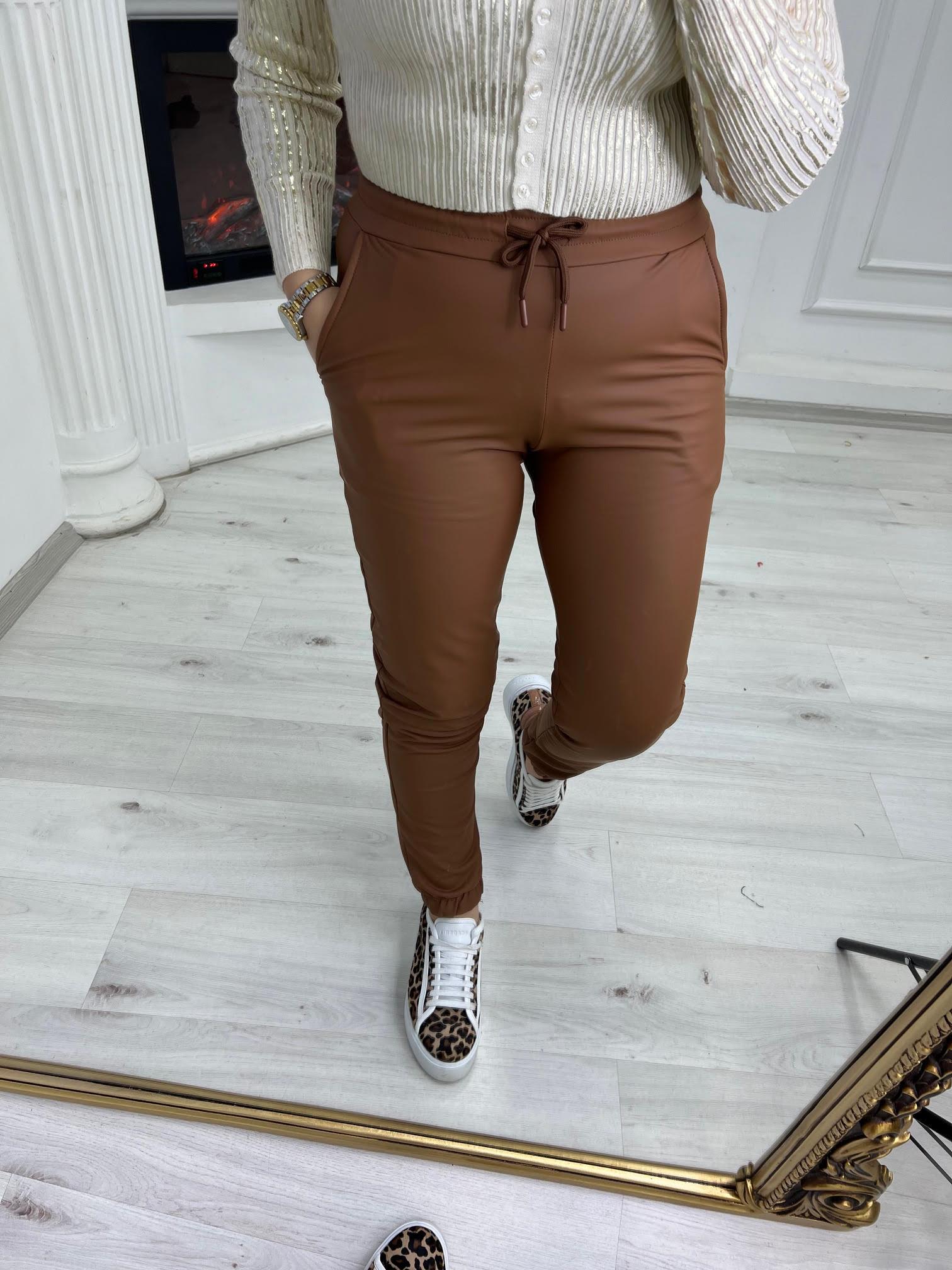 7042 Bel Paça Lastikli Deri Pantolon TABA