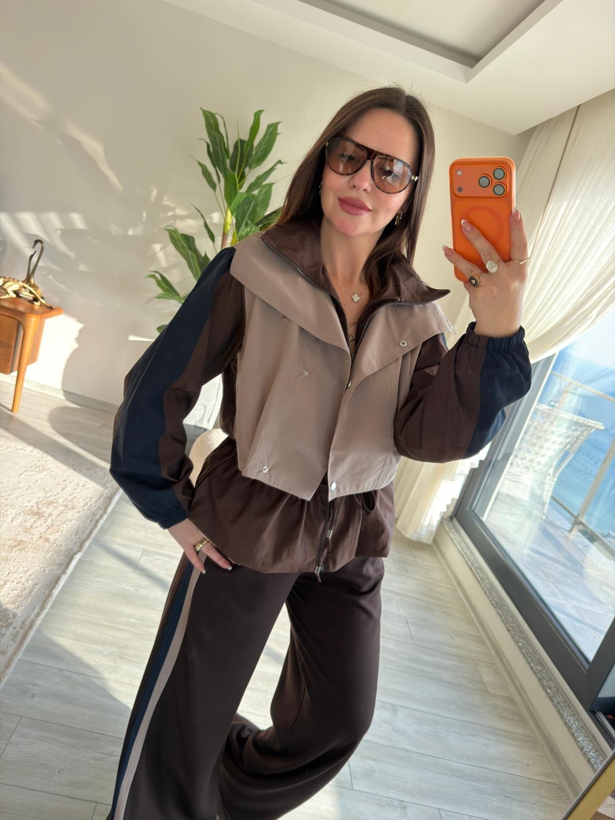 7063 Trenç Detay Takım VİZON