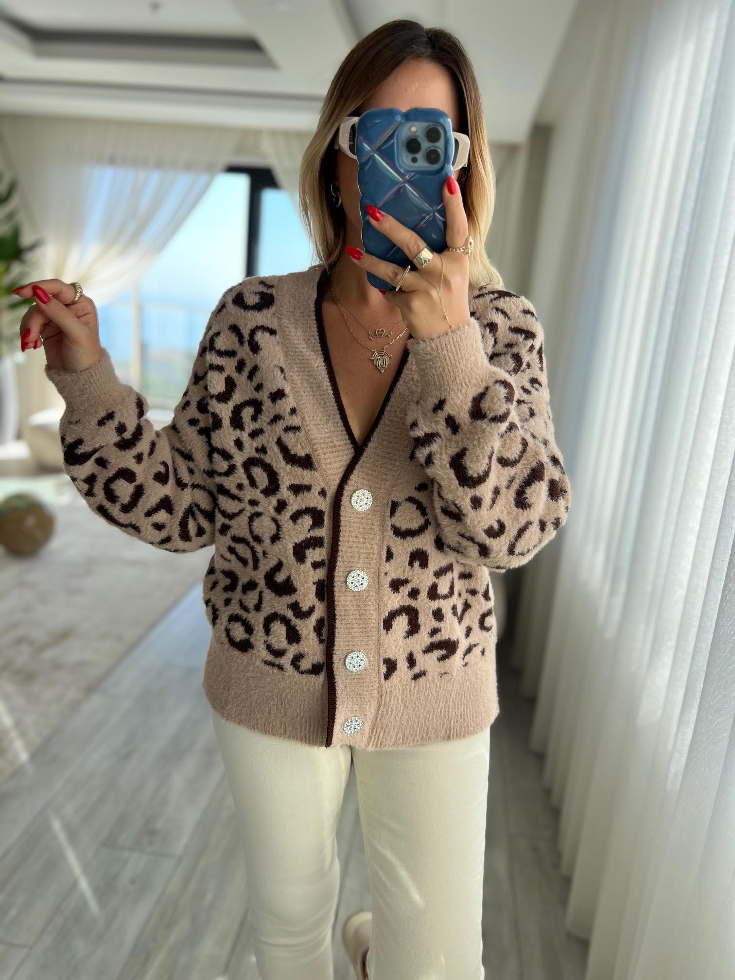 7588 Angora Leopar Desenli Hırka BİSKÜVİ