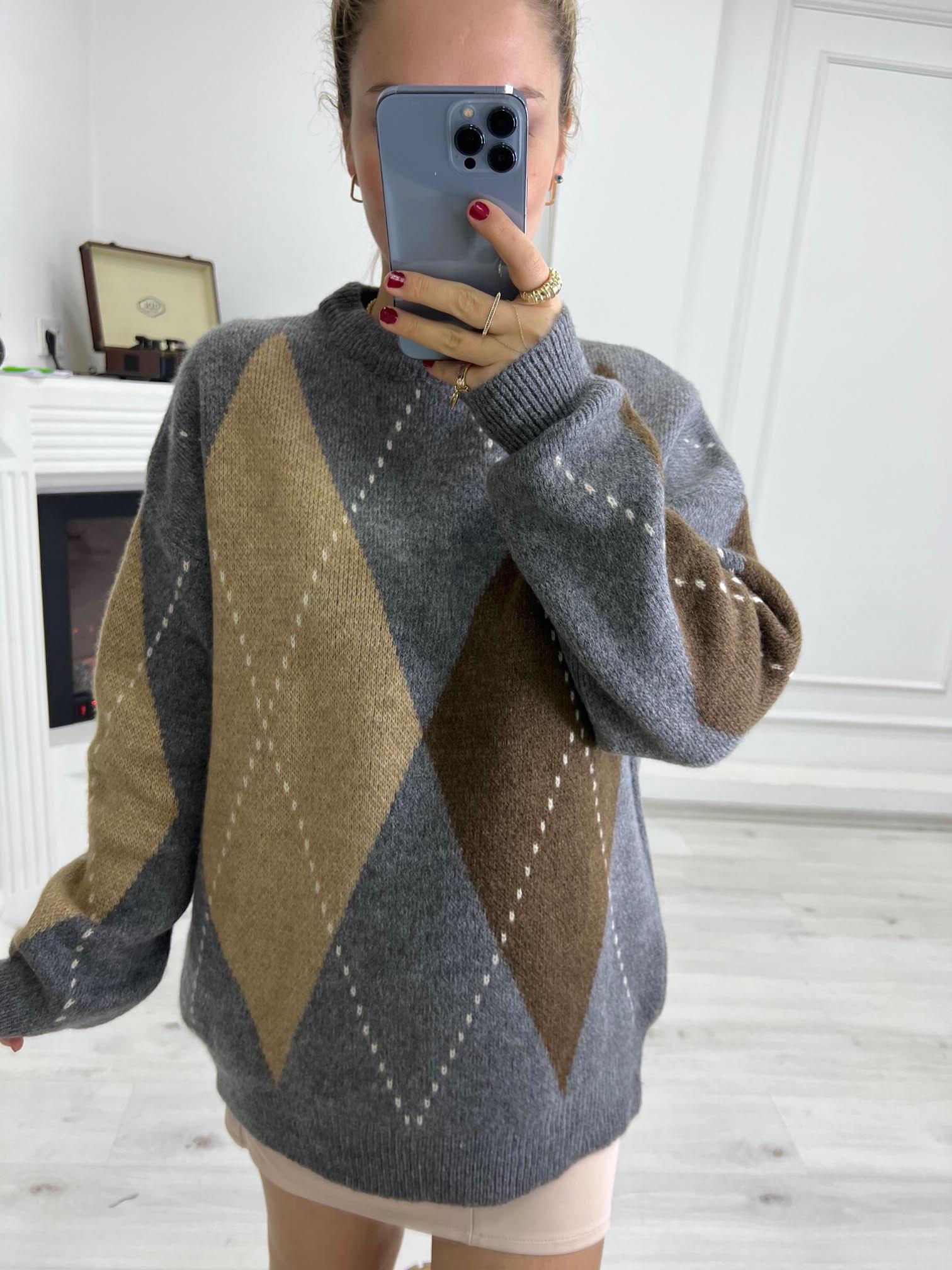 906 Baklava Desen Kazak GRİ