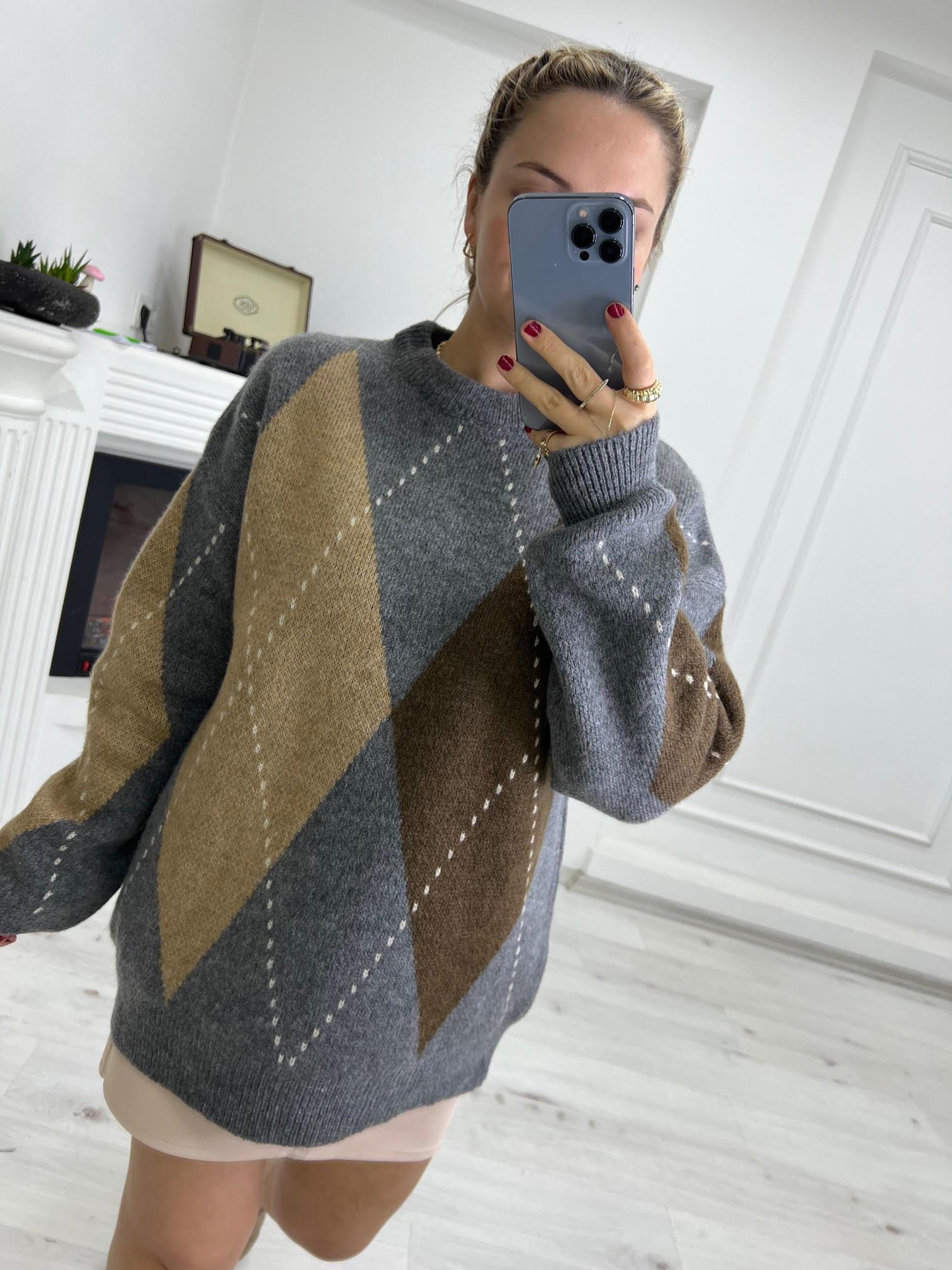 906 Baklava Desen Kazak GRİ