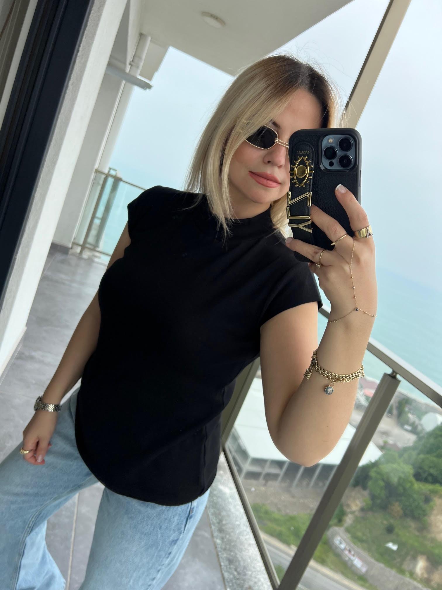 Balıkçı Yaka Tshirt SİYAH
