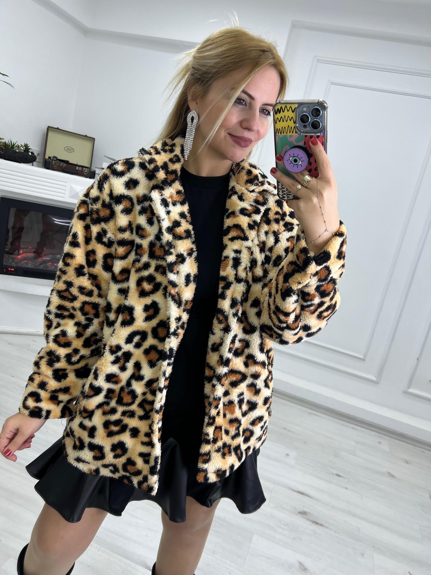 Leopar Tek Düğme Kürk LEOPAR