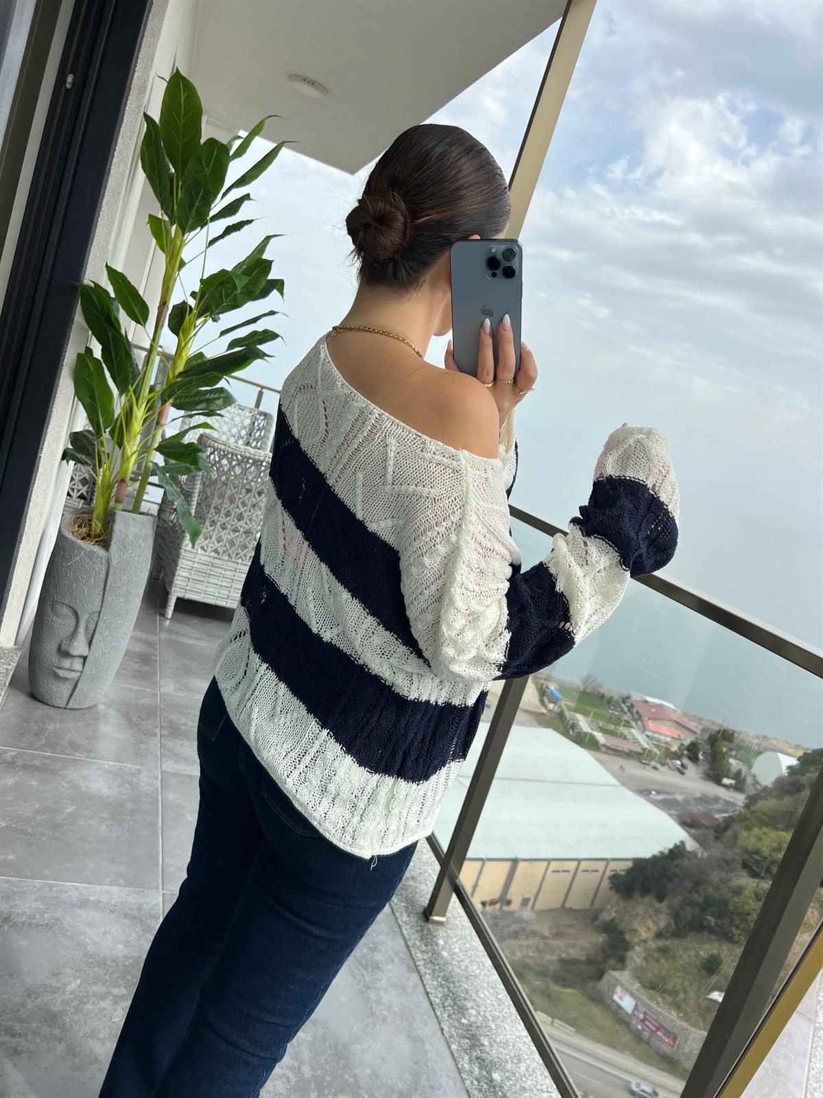0021 Lacivert  Çizgili Triko EKRU