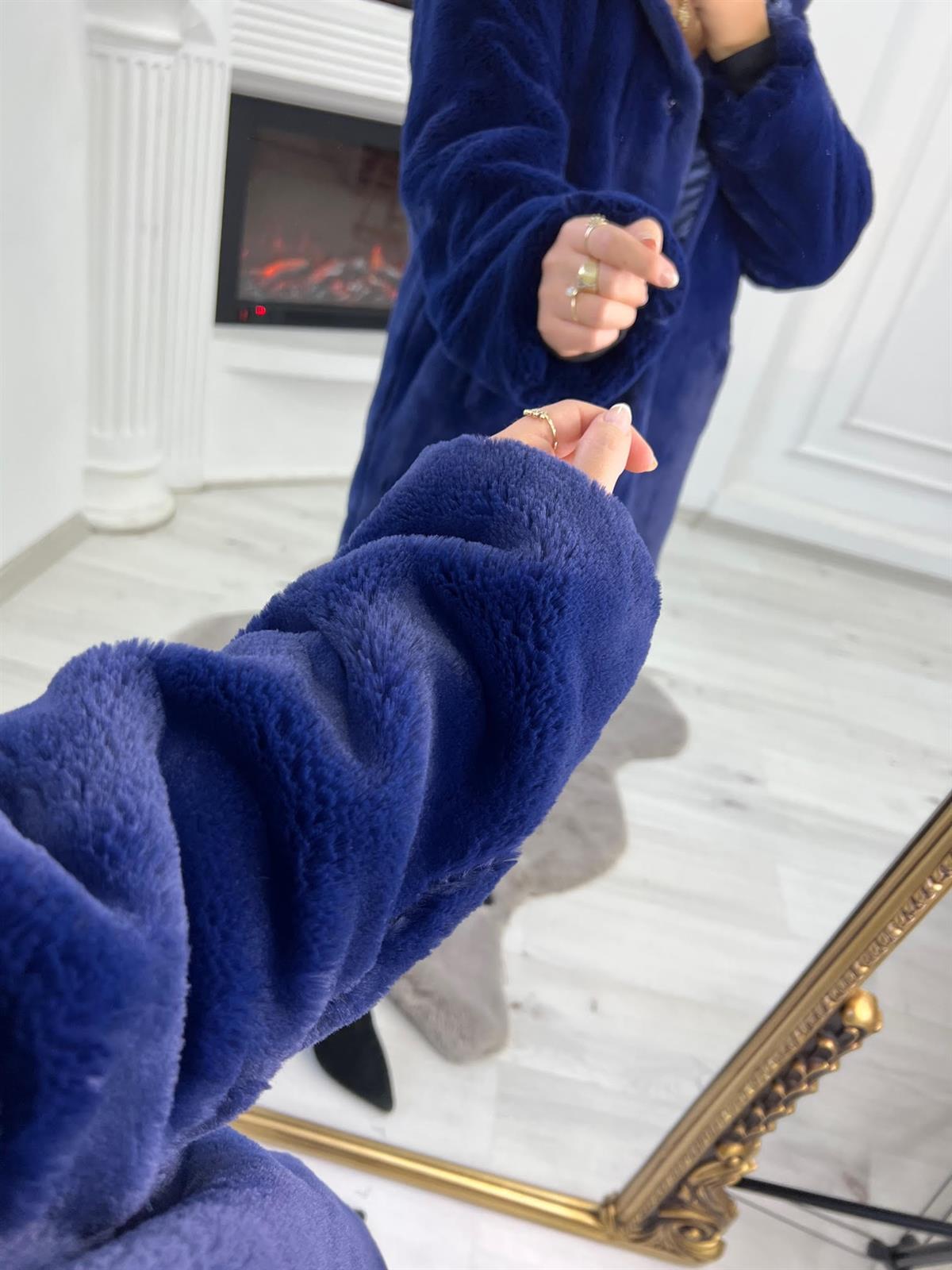 01 Peluş Mont LACİVERT
