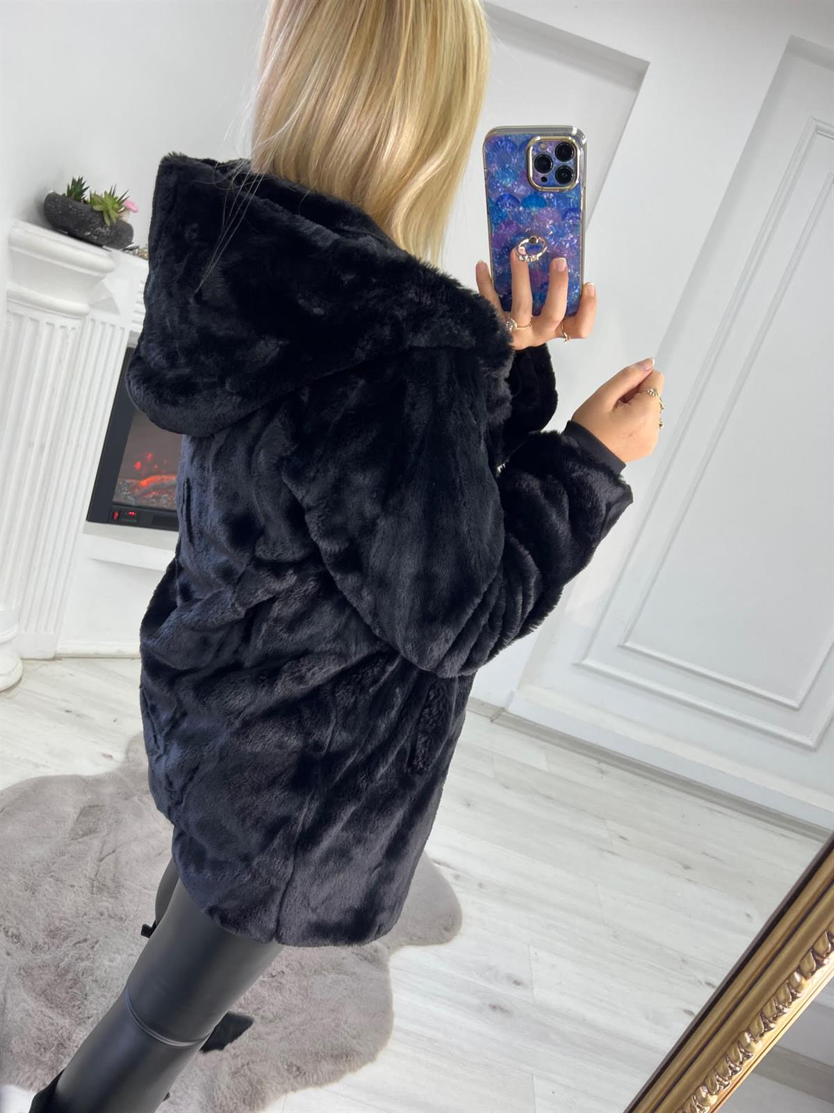 01 Peluş Mont SİYAH