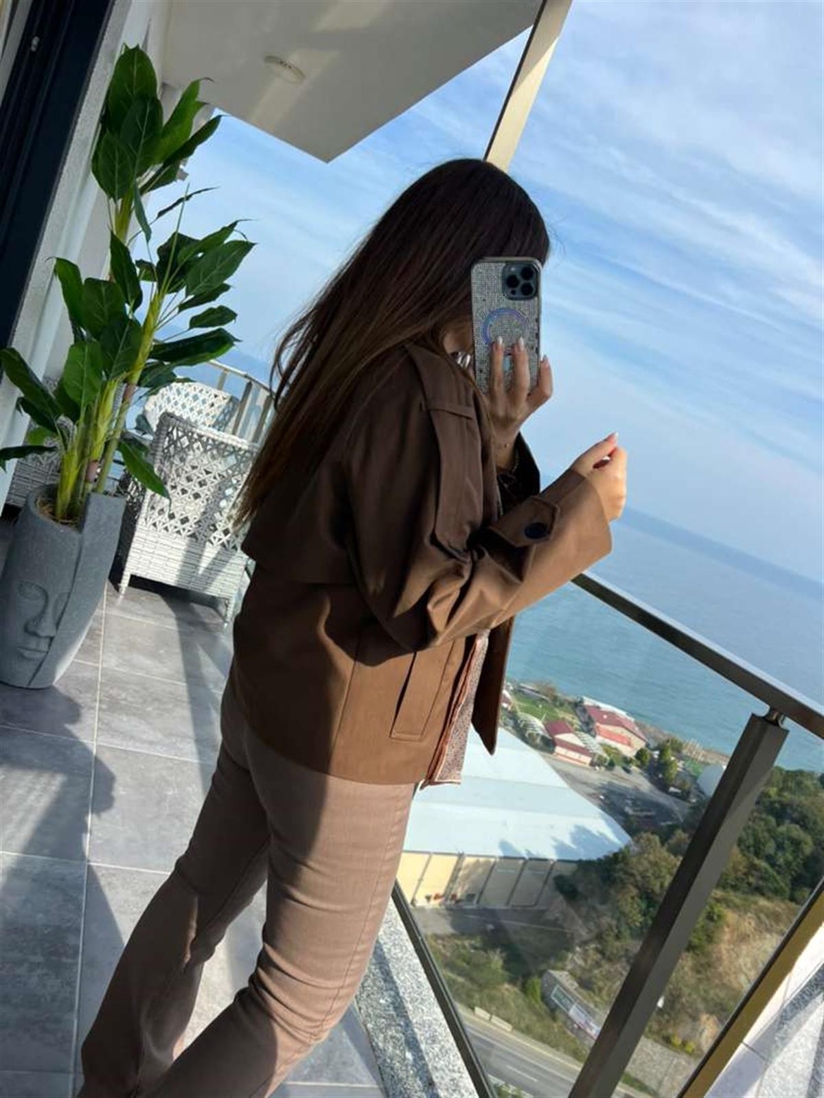 0606 Kısa Trenç KAHVE