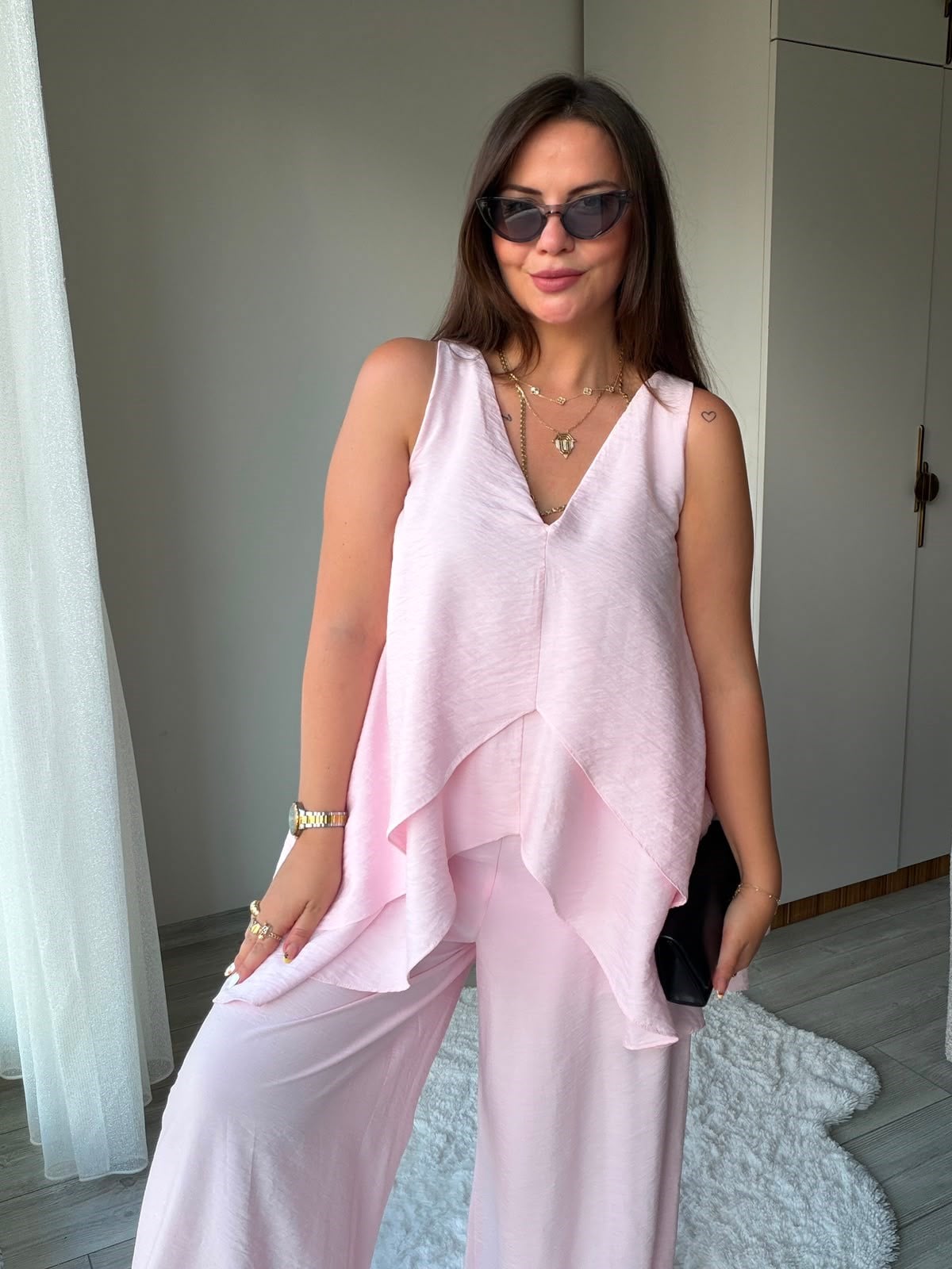 0664 Asimetrik Kesim Kemerli Takım PEMBE