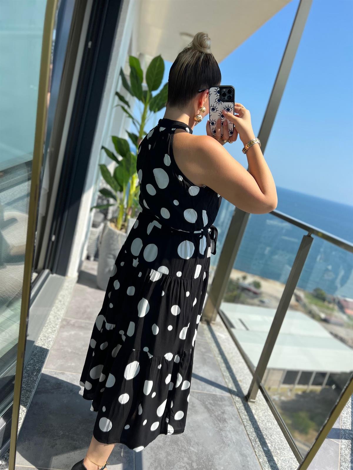 07 Halter Yaka Elbise PUANTİYE