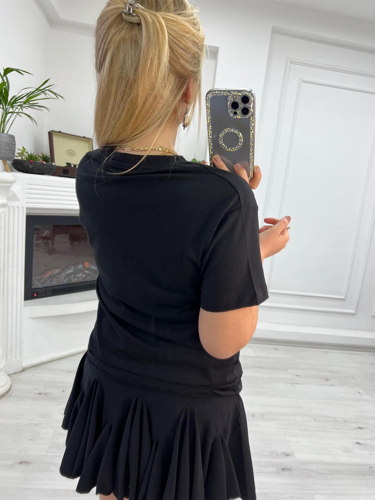 082 Cebi İnci Detay Tshirt SİYAH