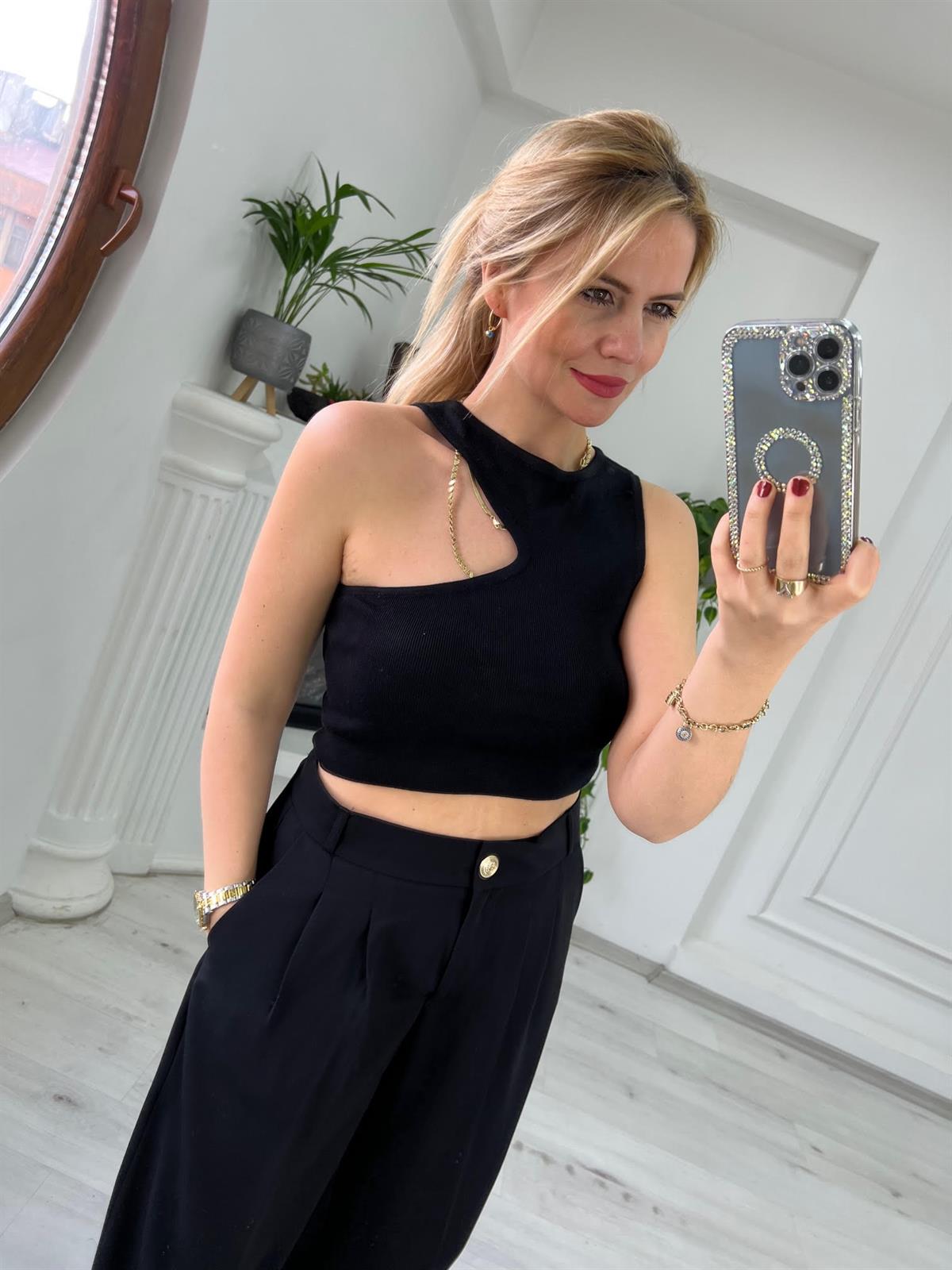 10173 Bisiklet Yaka Dekolte Crop SİYAH