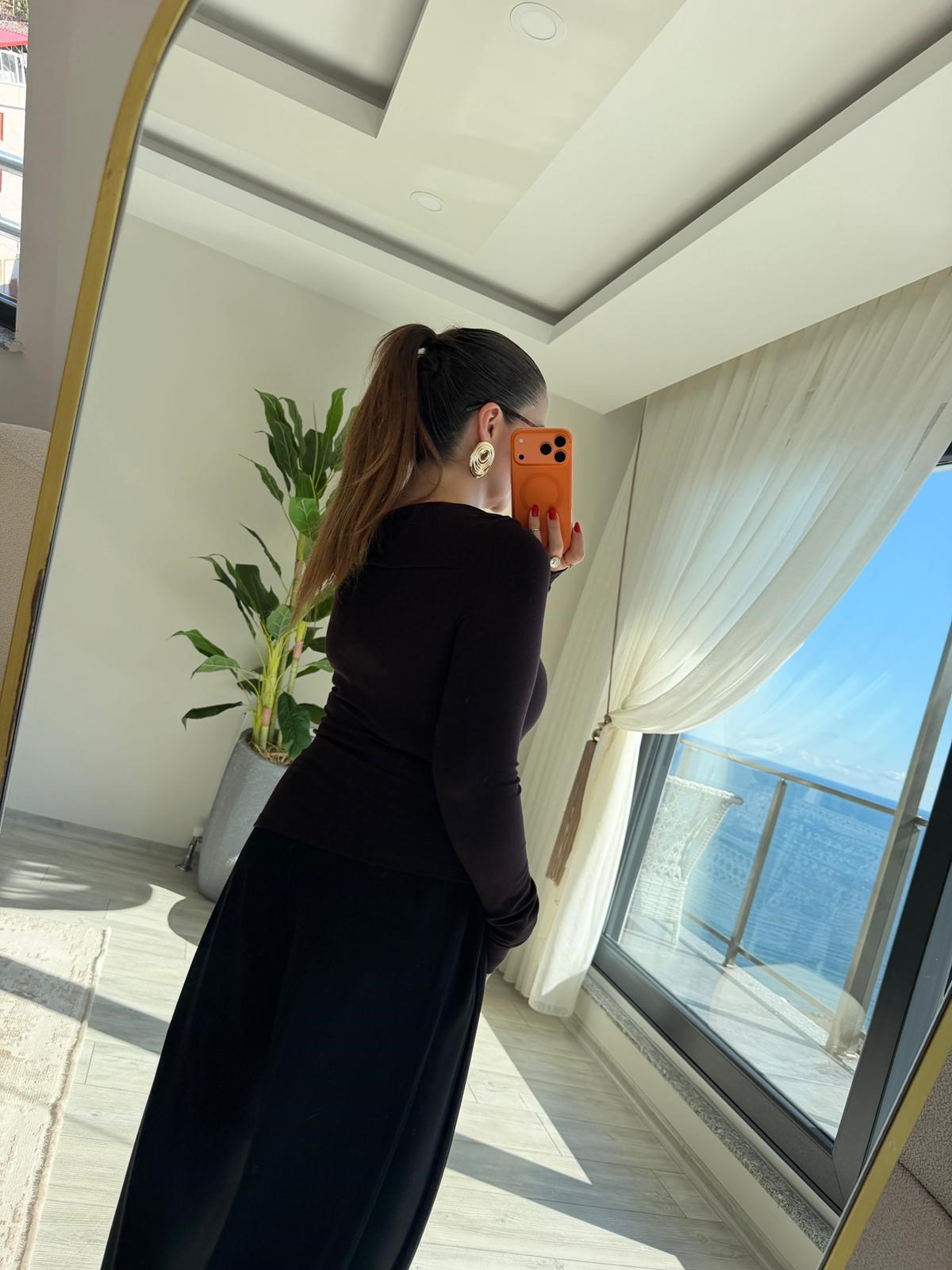1060 Tek Omzu Açık Tokalı Bluz KAHVE