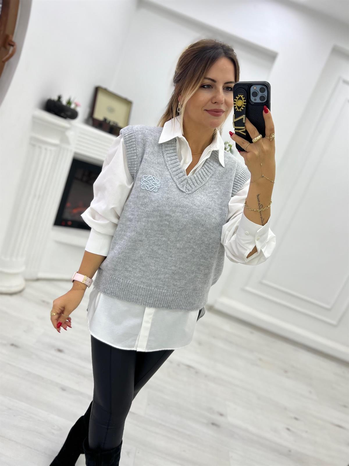 2120 Ters Dikiş V Yaka Süveter GRİ