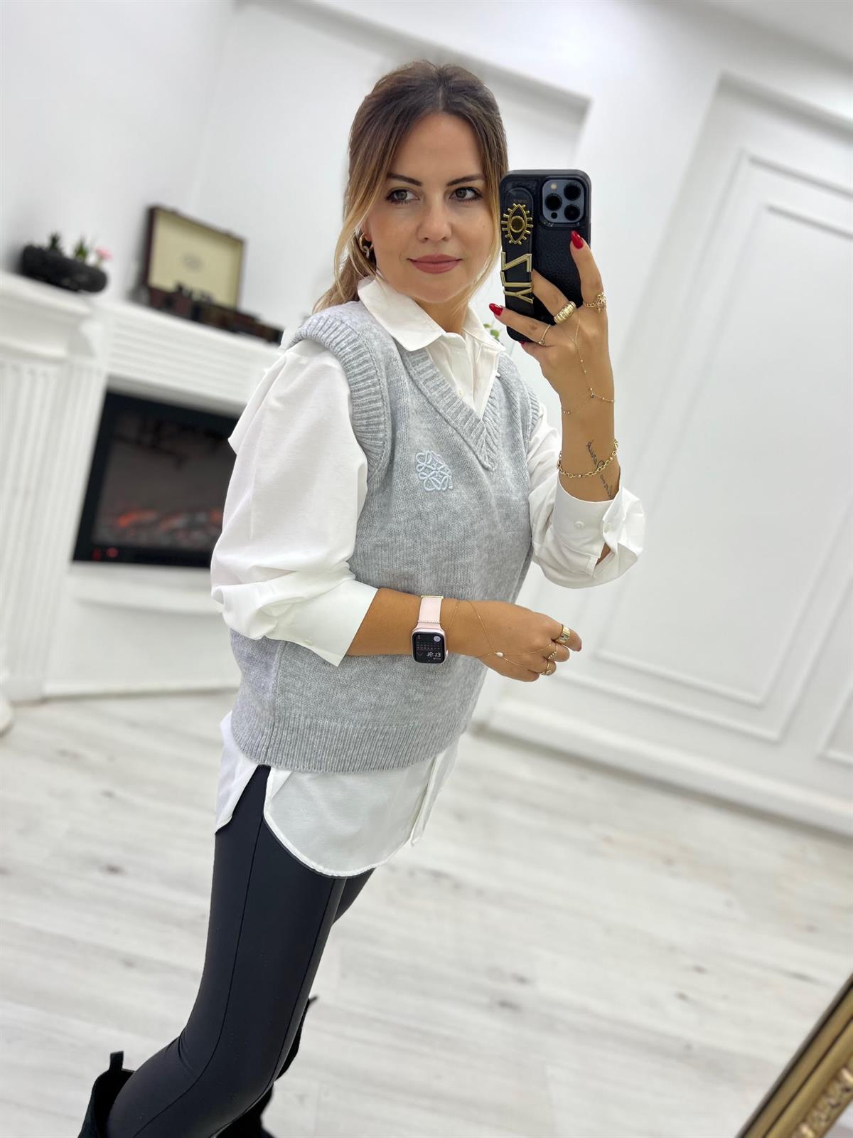 2120 Ters Dikiş V Yaka Süveter GRİ