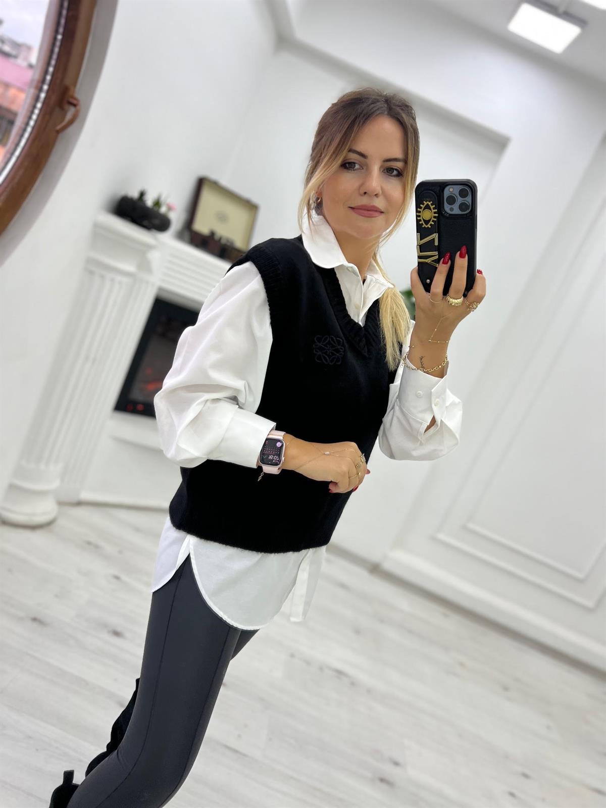 2120 Ters Dikiş V Yaka Süveter SİYAH