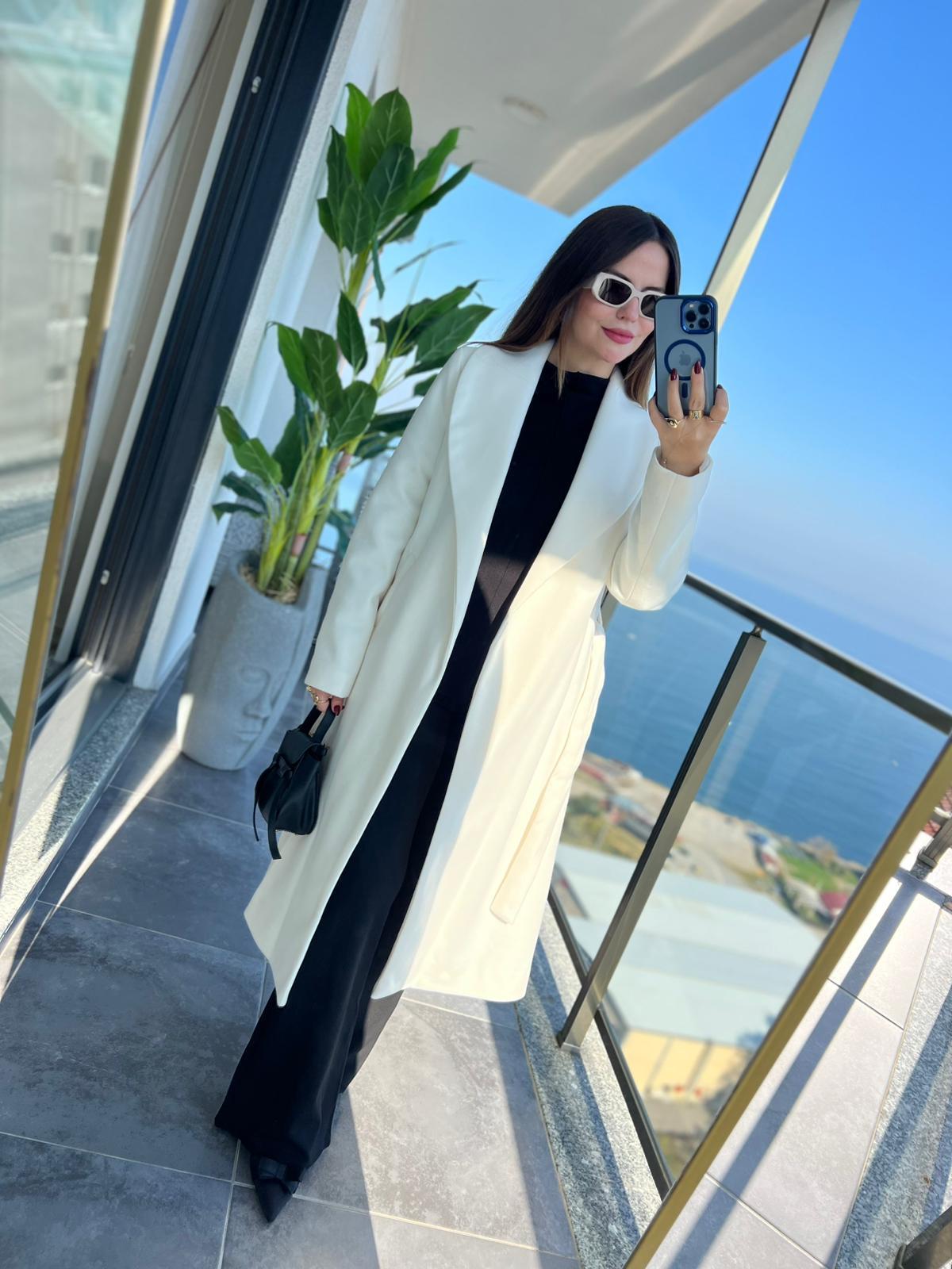 2173 Kuşaklı Kaşe Kaban KREM