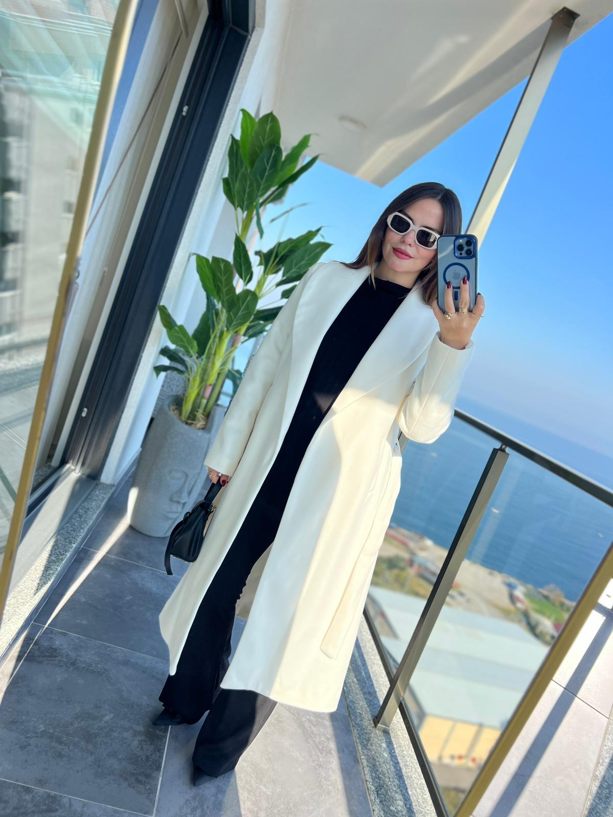 2173 Kuşaklı Kaşe Kaban KREM