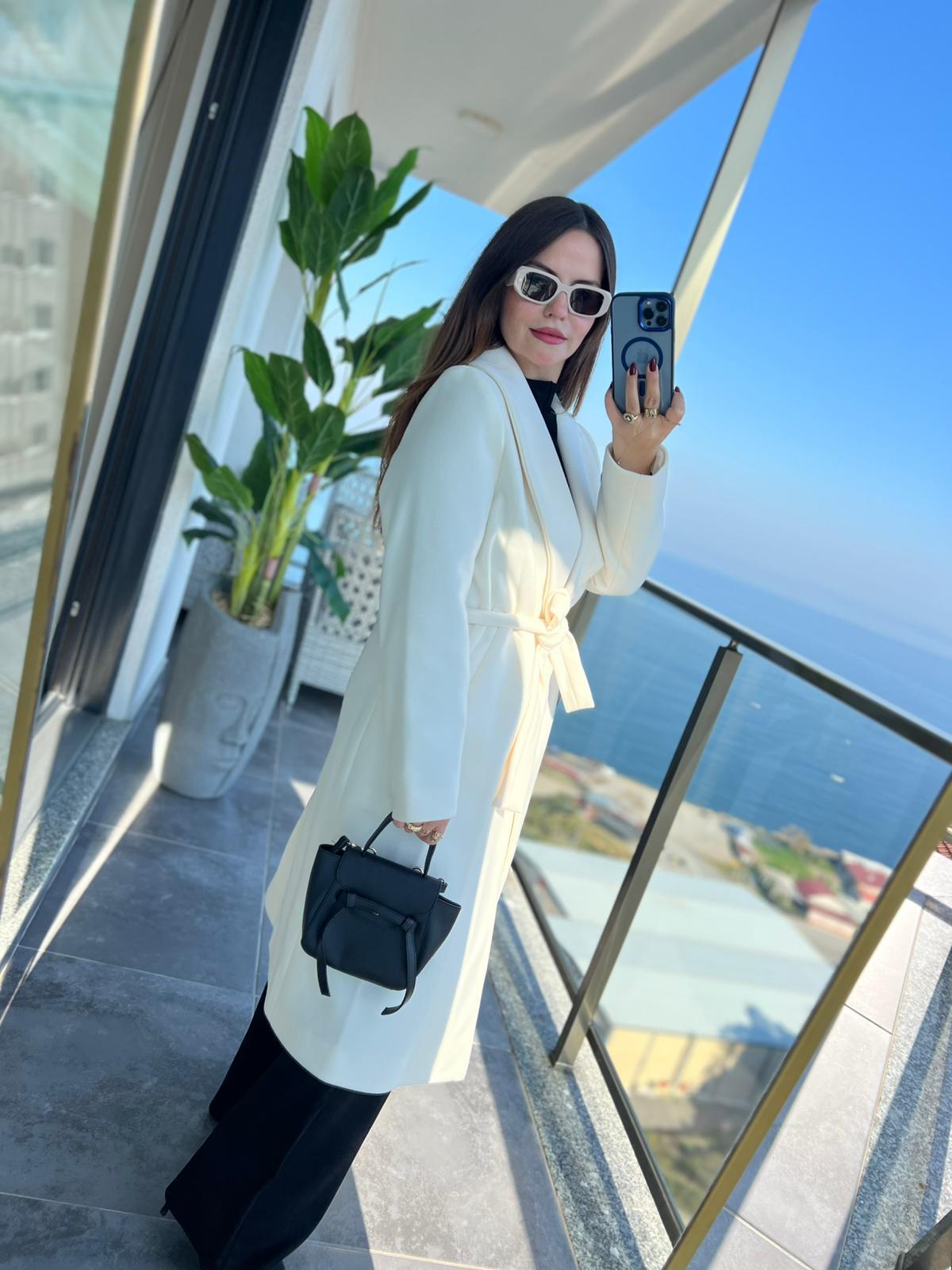 2173 Kuşaklı Kaşe Kaban KREM
