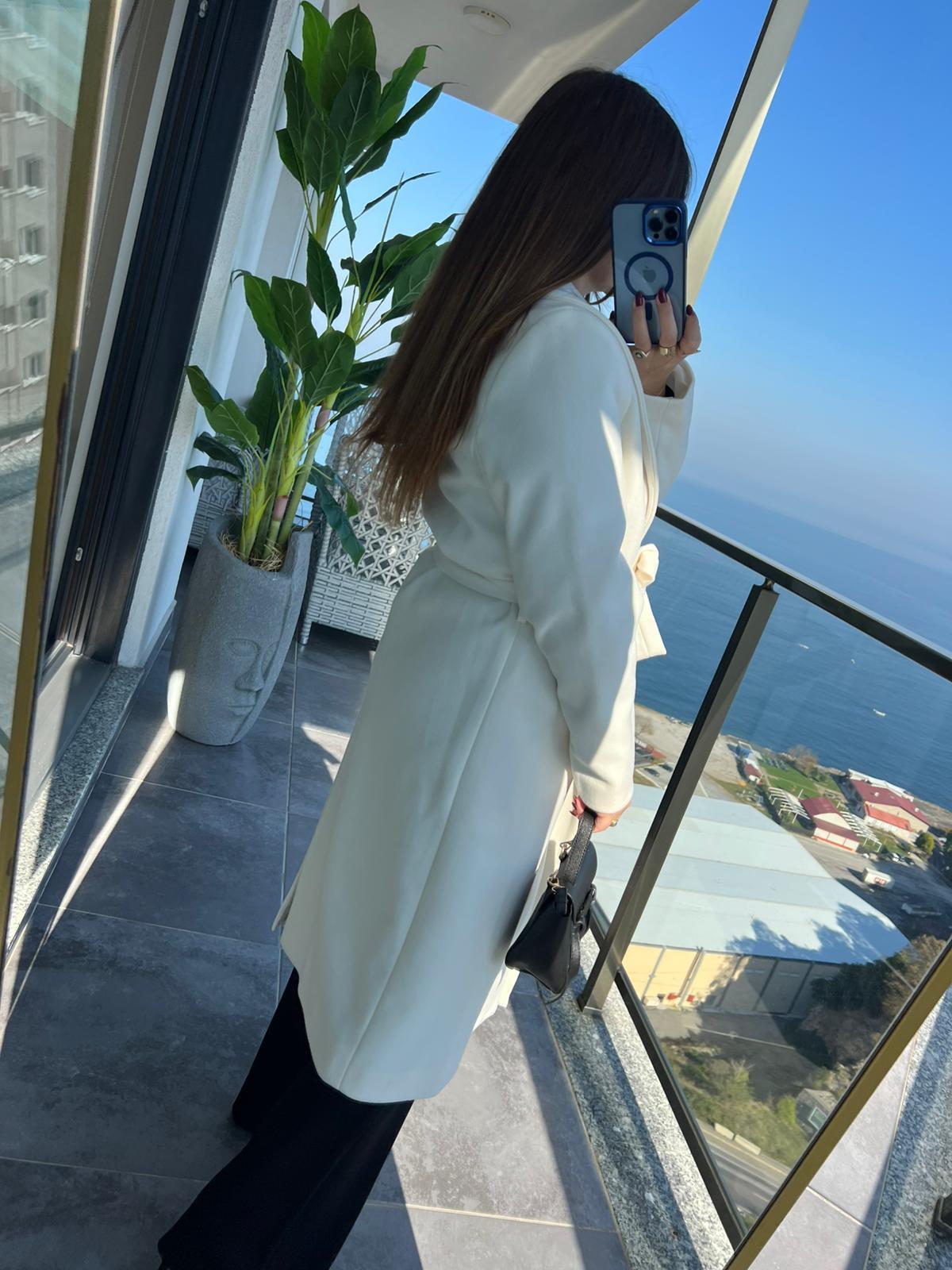 2173 Kuşaklı Kaşe Kaban KREM