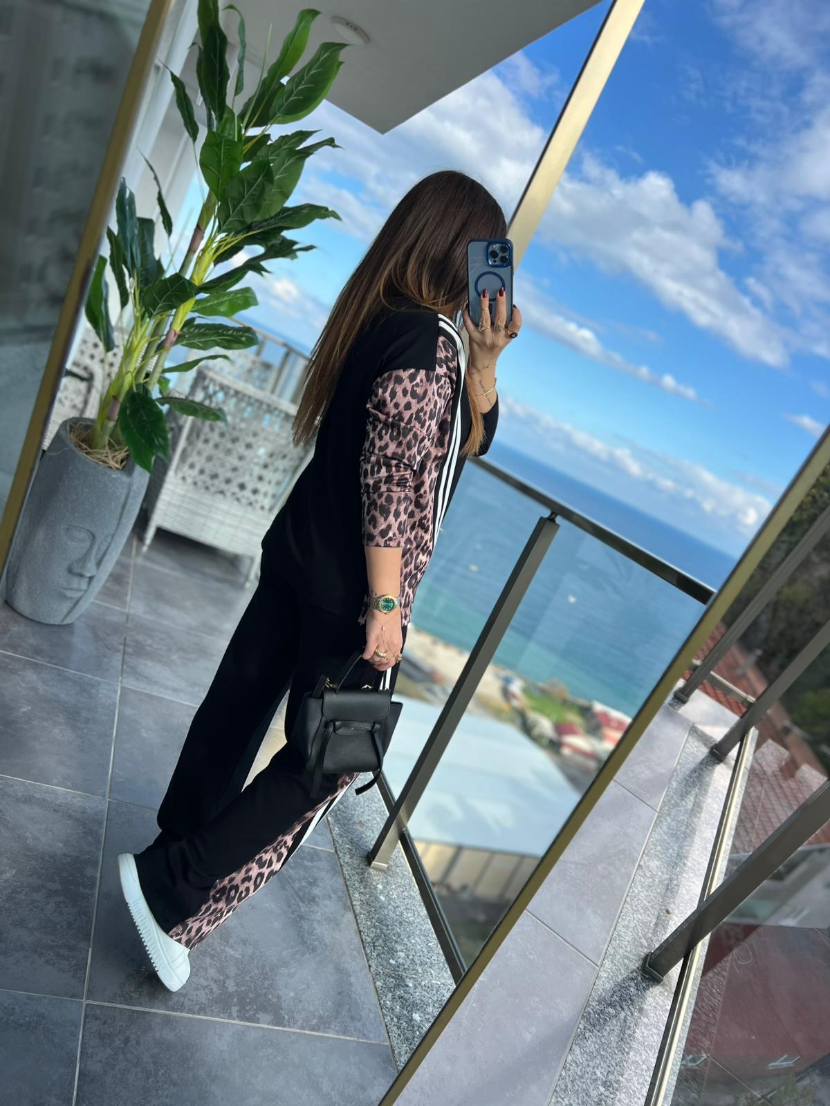 2335 Leoparlı Biyeli Takım SİYAH