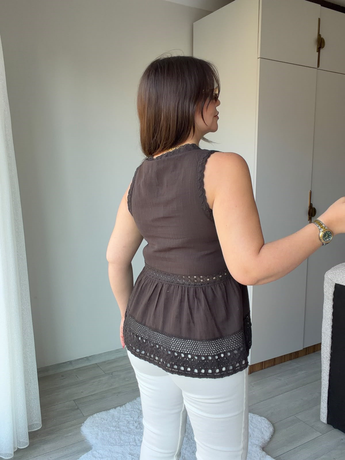 2347 Dantel Detaylı Nakışlı Bluz KAHVE