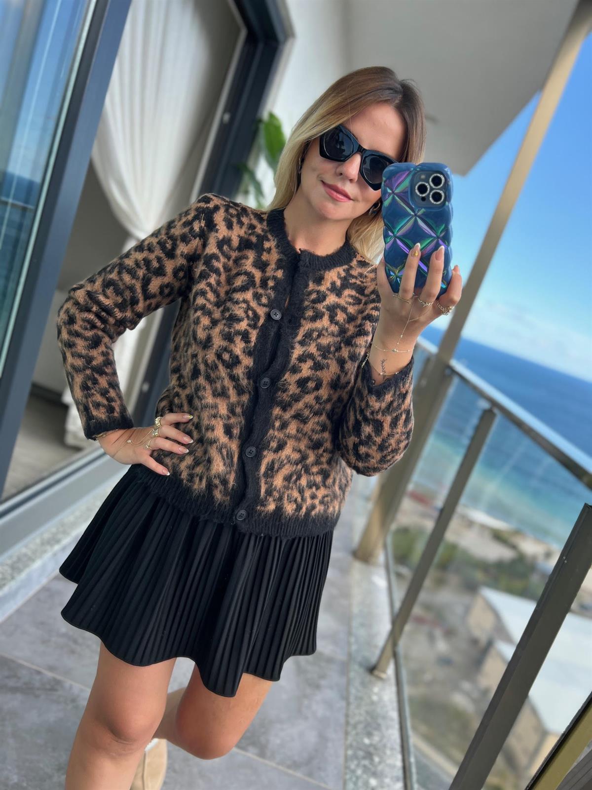 241070 Leopar Yumoş Hırka LEOPAR