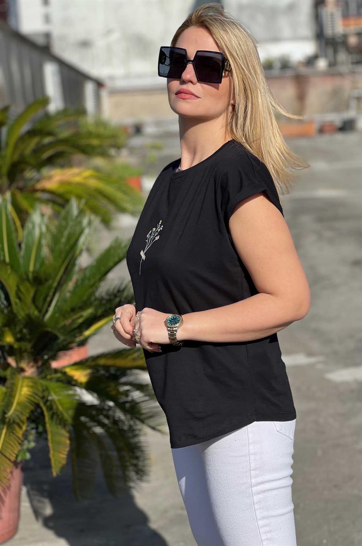 25070 V Yaka Basic Tshirt SİYAH
