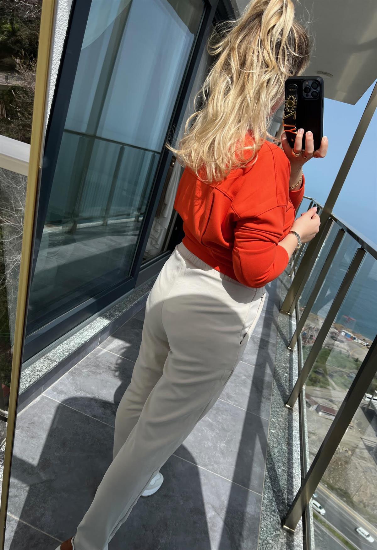28273 Tasarım Bluz NAR ÇİÇEĞİ