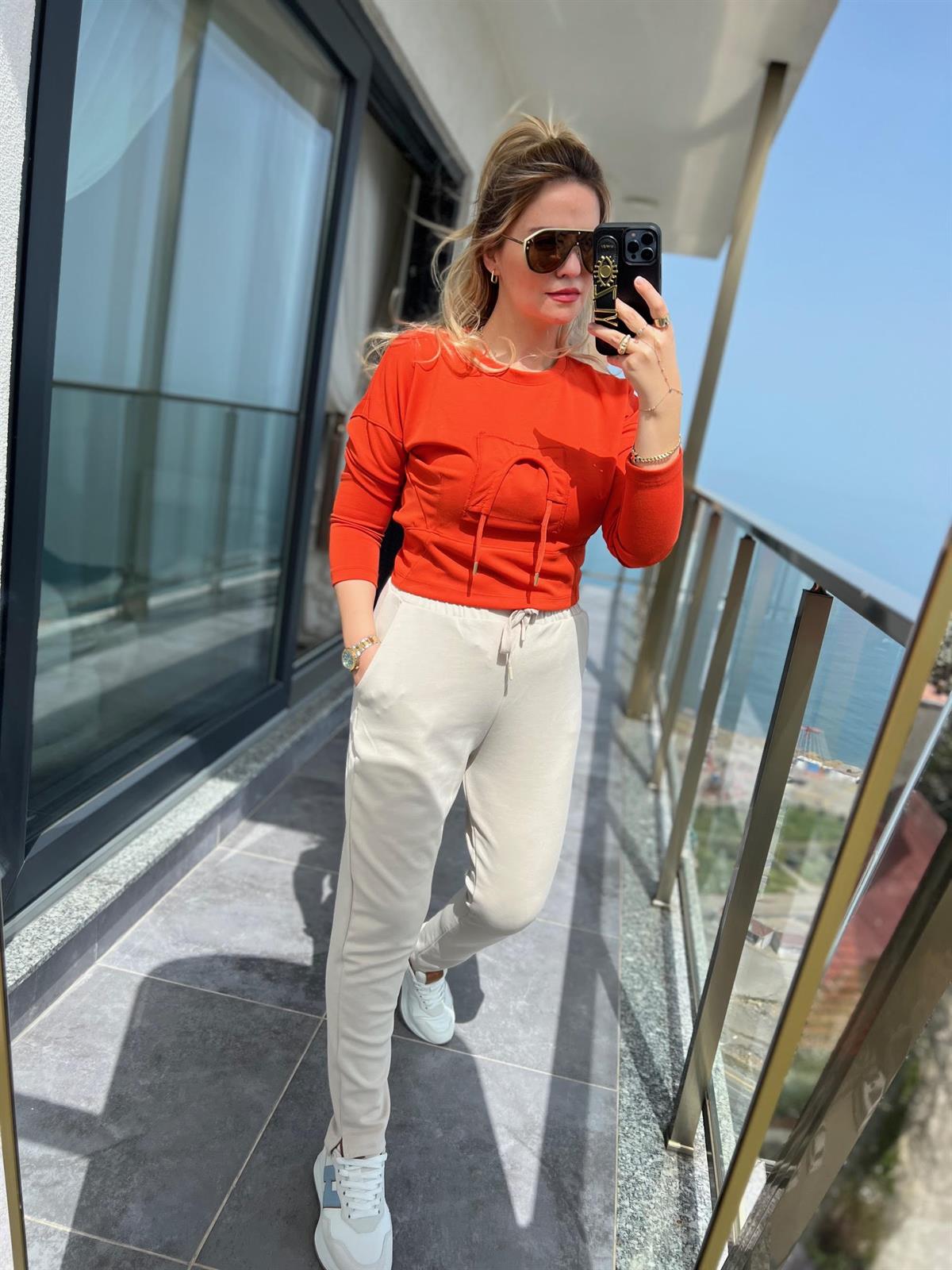 28273 Tasarım Bluz NAR ÇİÇEĞİ