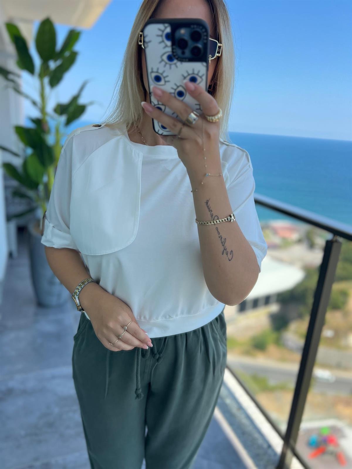 28503 Paraşüt Detay Kısa Tshirt BEYAZ