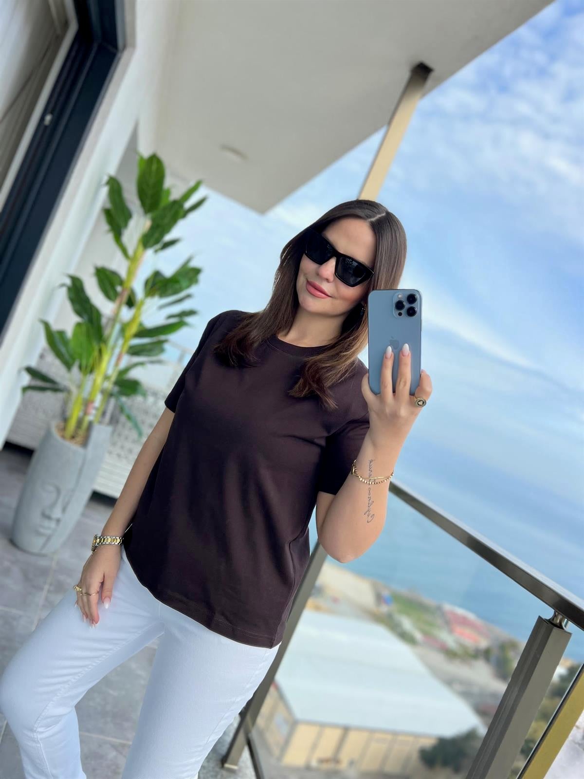 30312 Dekoratif Dikişli Tshirt KAHVE