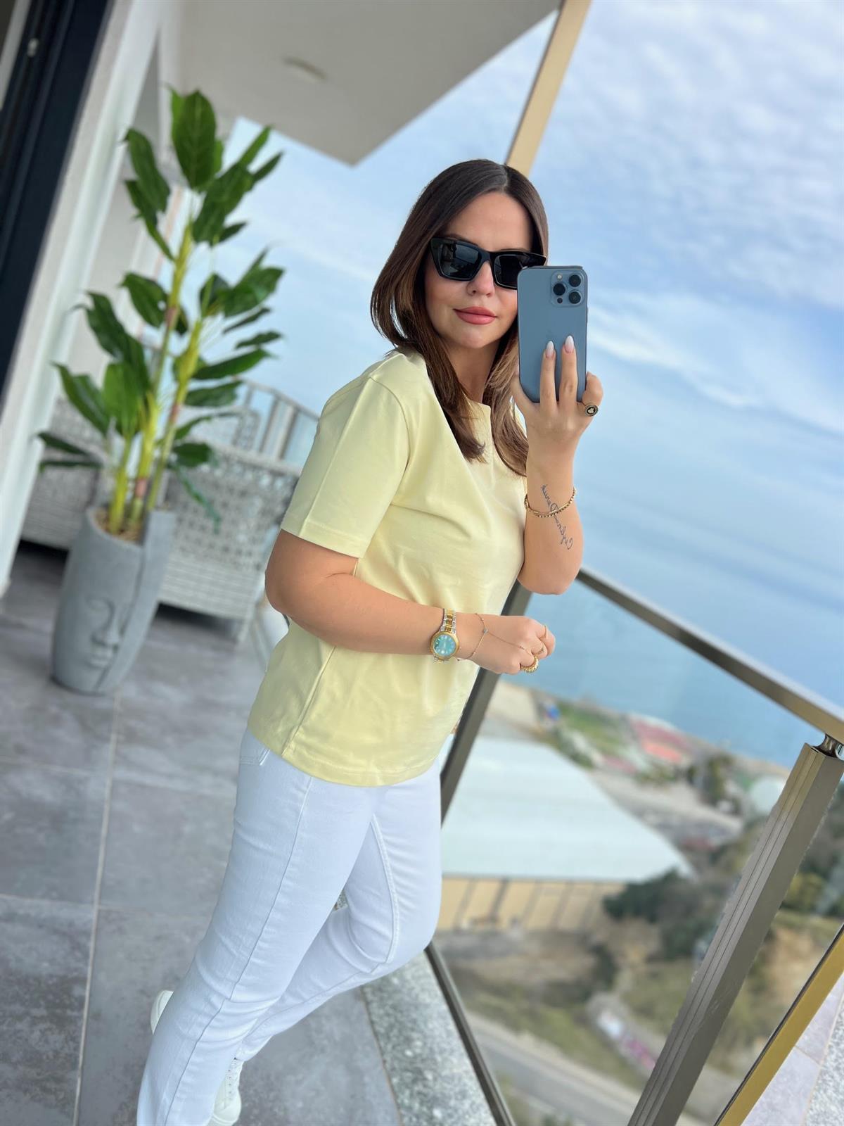 30312 Dekoratif Dikişli Tshirt SARI